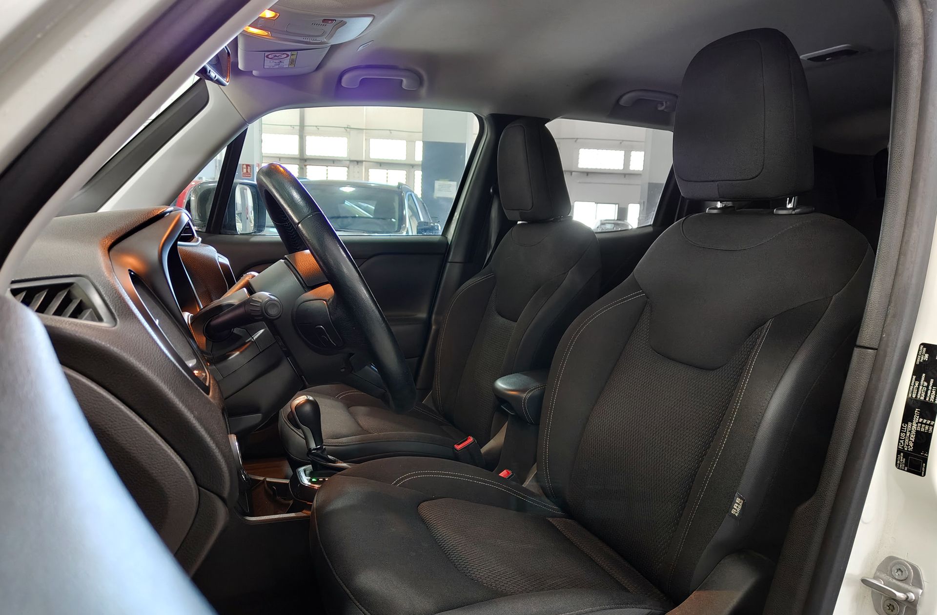 Jeep Renegade 1.3 PHEV S AWD - foto 12