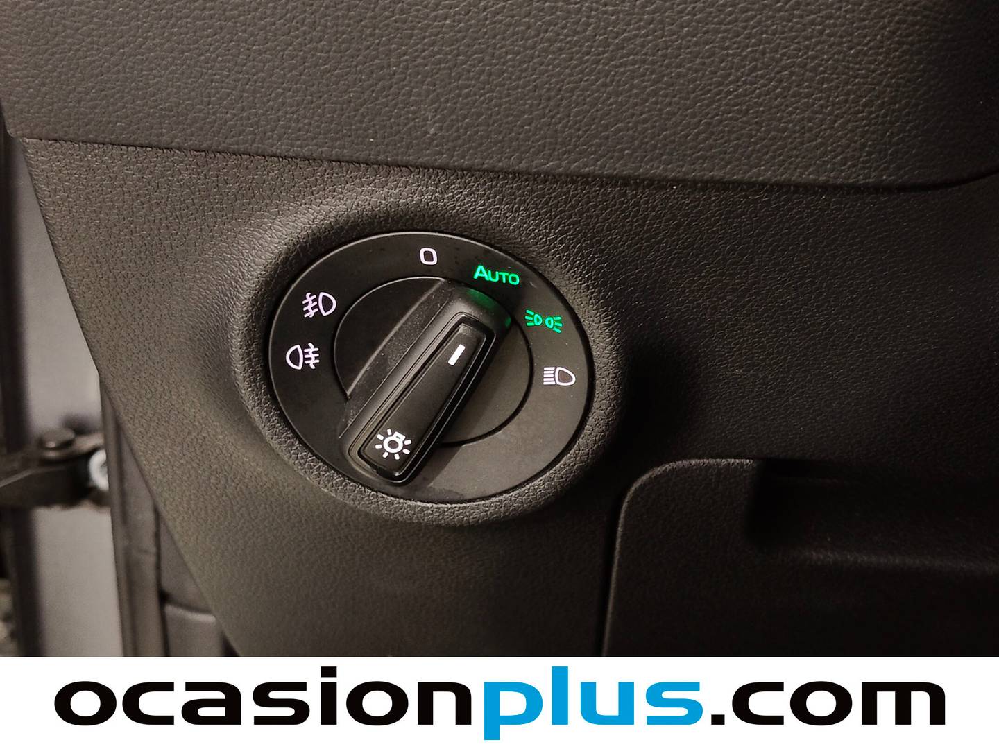 Foto Skoda Karoq Skoda Karoq 1.5 TSI ACT Ambition DSG (150 CV)