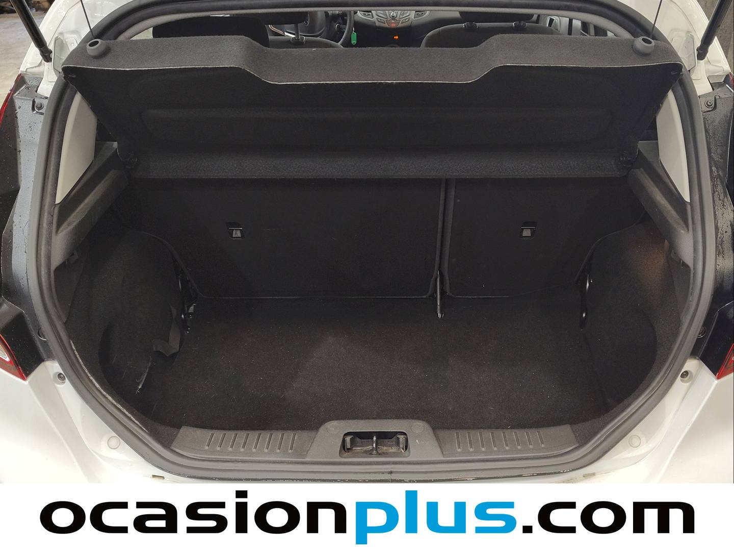 Fotos maletero Ford Fiesta Ford Fiesta 1.25 Duratec (82cv) Trend 5p
