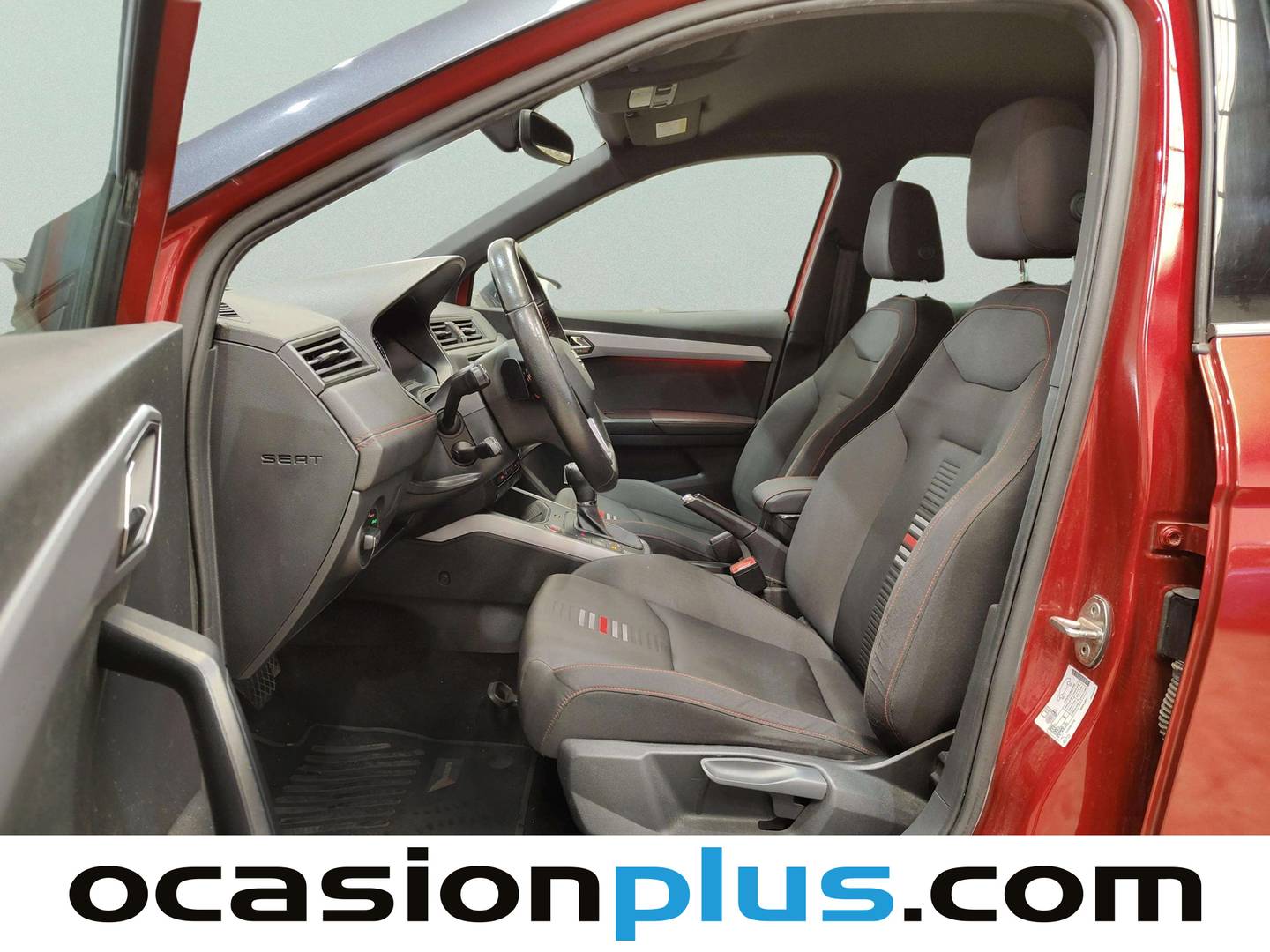 Foto asientos delanteros Seat Arona Seat Arona 1.0 TSI Ecomotive FR DSG (115 CV)