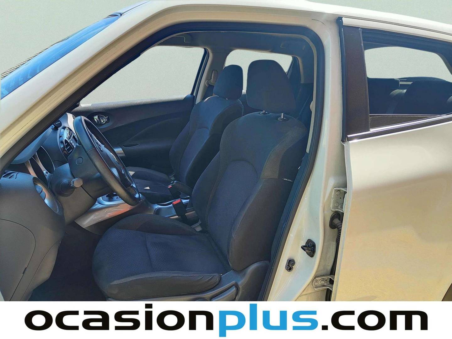 Foto asientos delanteros Nissan JUKE Nissan Juke 1.6 Acenta Connect 4X2 CVT (117 CV)