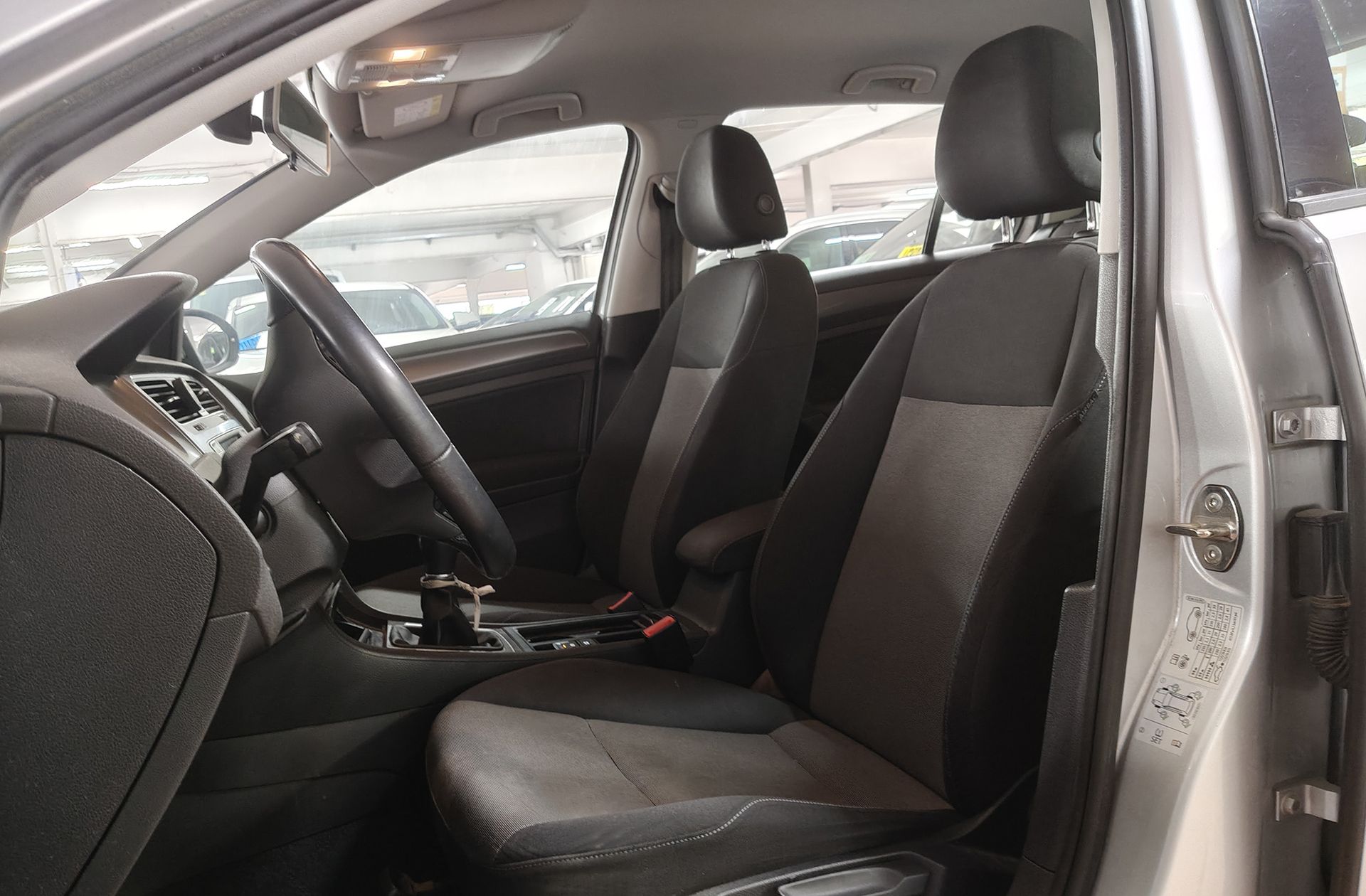 Volkswagen Golf 1.2 TSI BMT - foto 11