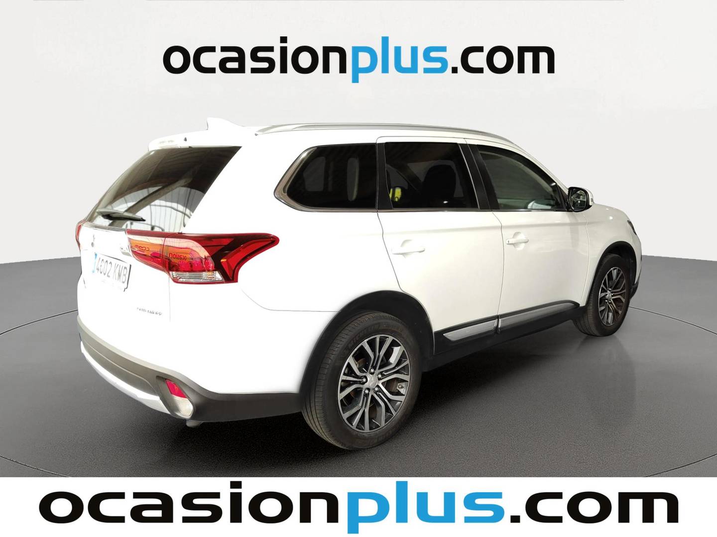 Foto trasera Mitsubishi Outlander Mitsubishi Outlander 200 MPI Motion 2WD CVT (150 CV) derecha