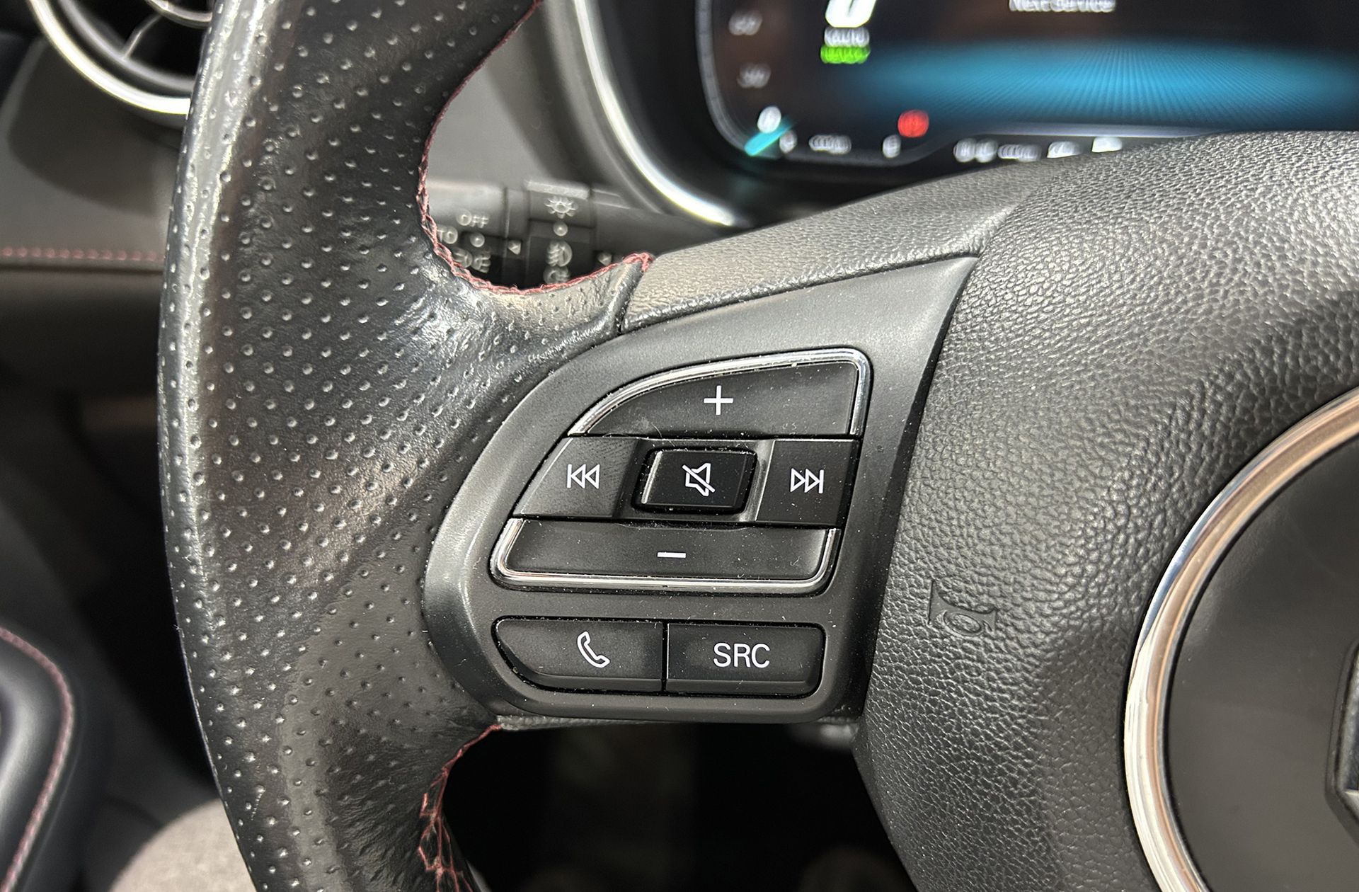 MG EHS 1.5 T-GDi PHEV Luxury - foto 27