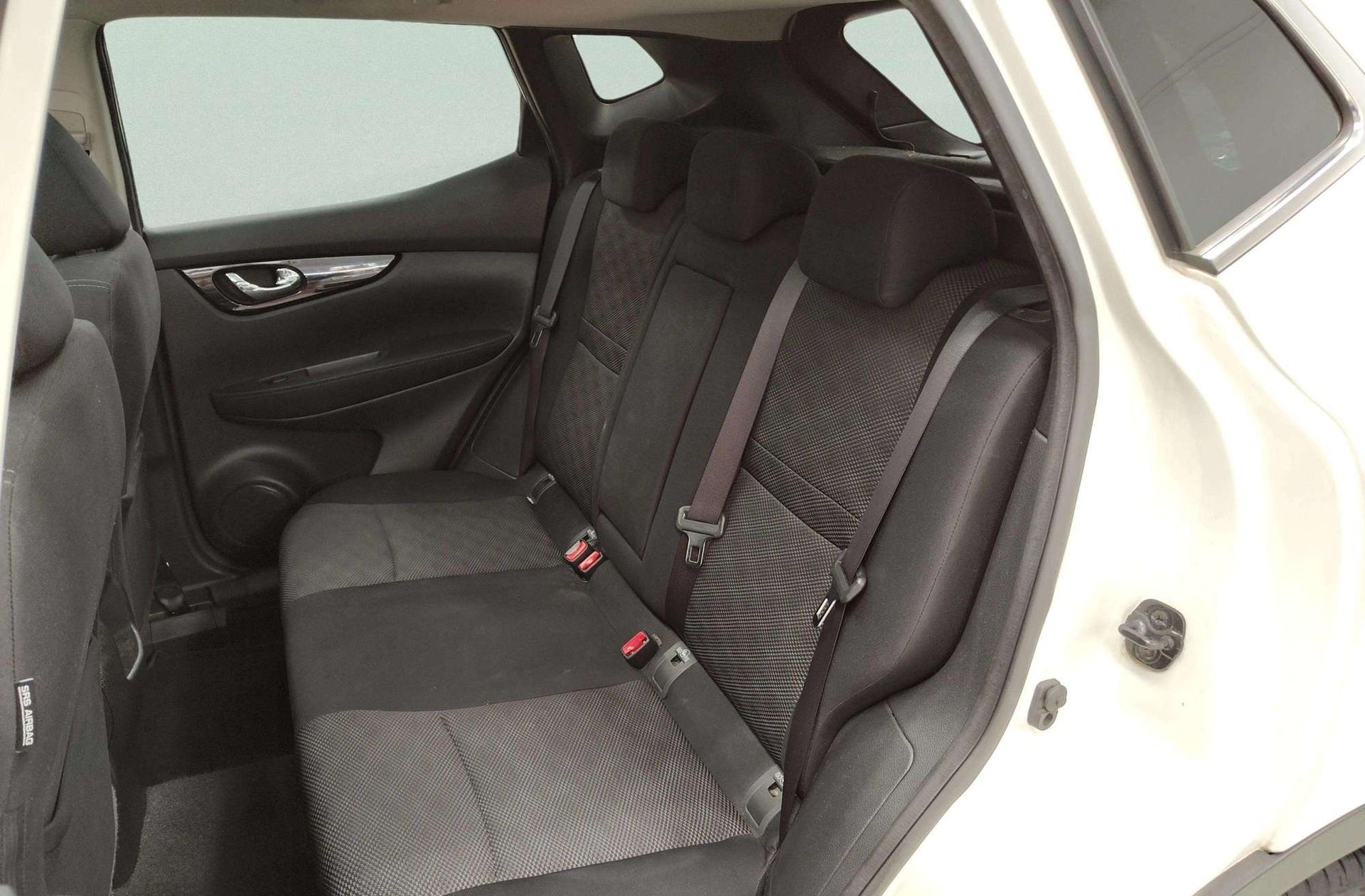 Nissan Qashqai DIG-T 115 N-Connecta 4x2 XTronic - foto 11