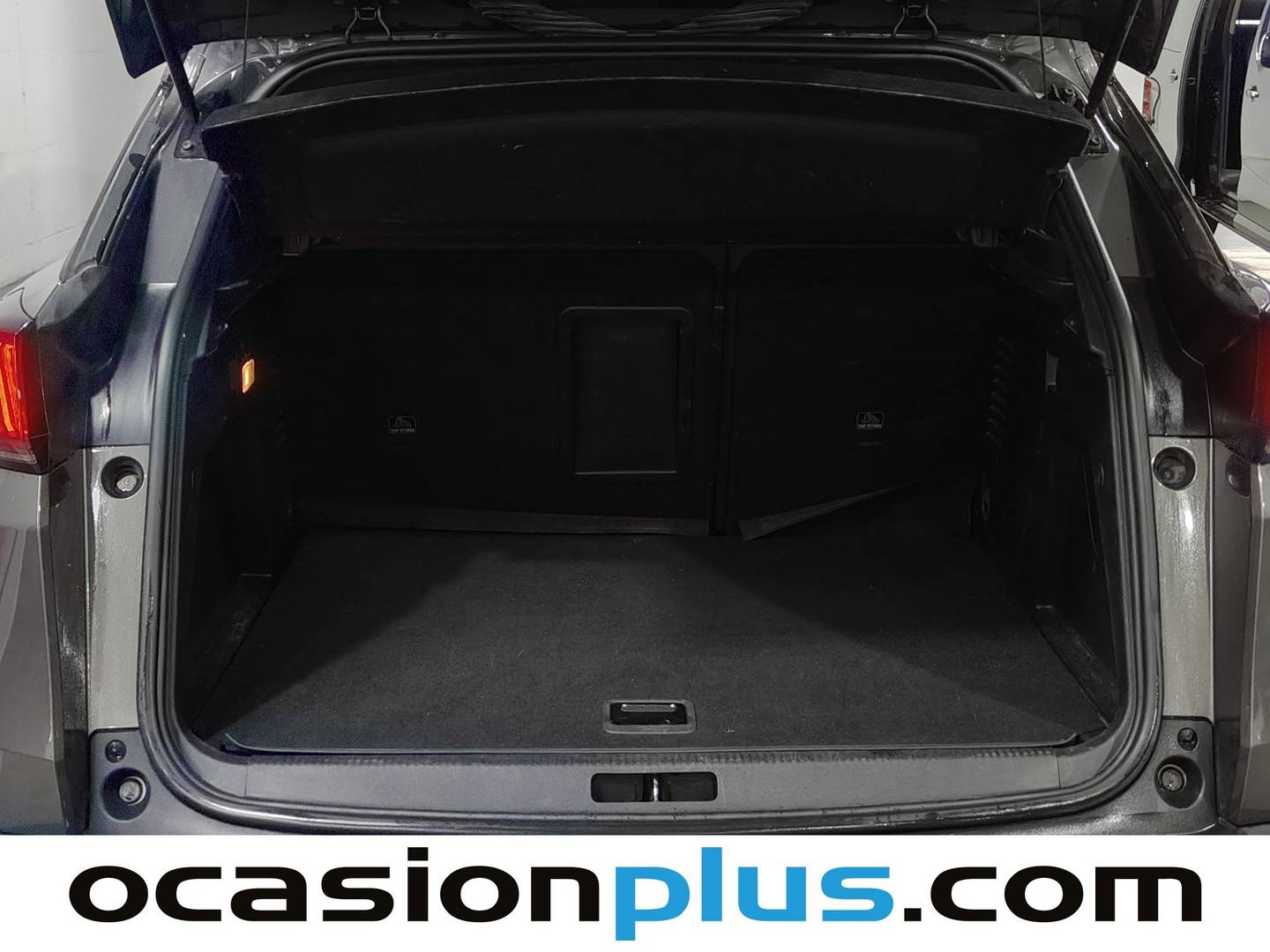 Foto Peugeot 3008 Hybrid Peugeot 3008 Hybrid 300 Allure Pack e-EAT8 (300 CV)