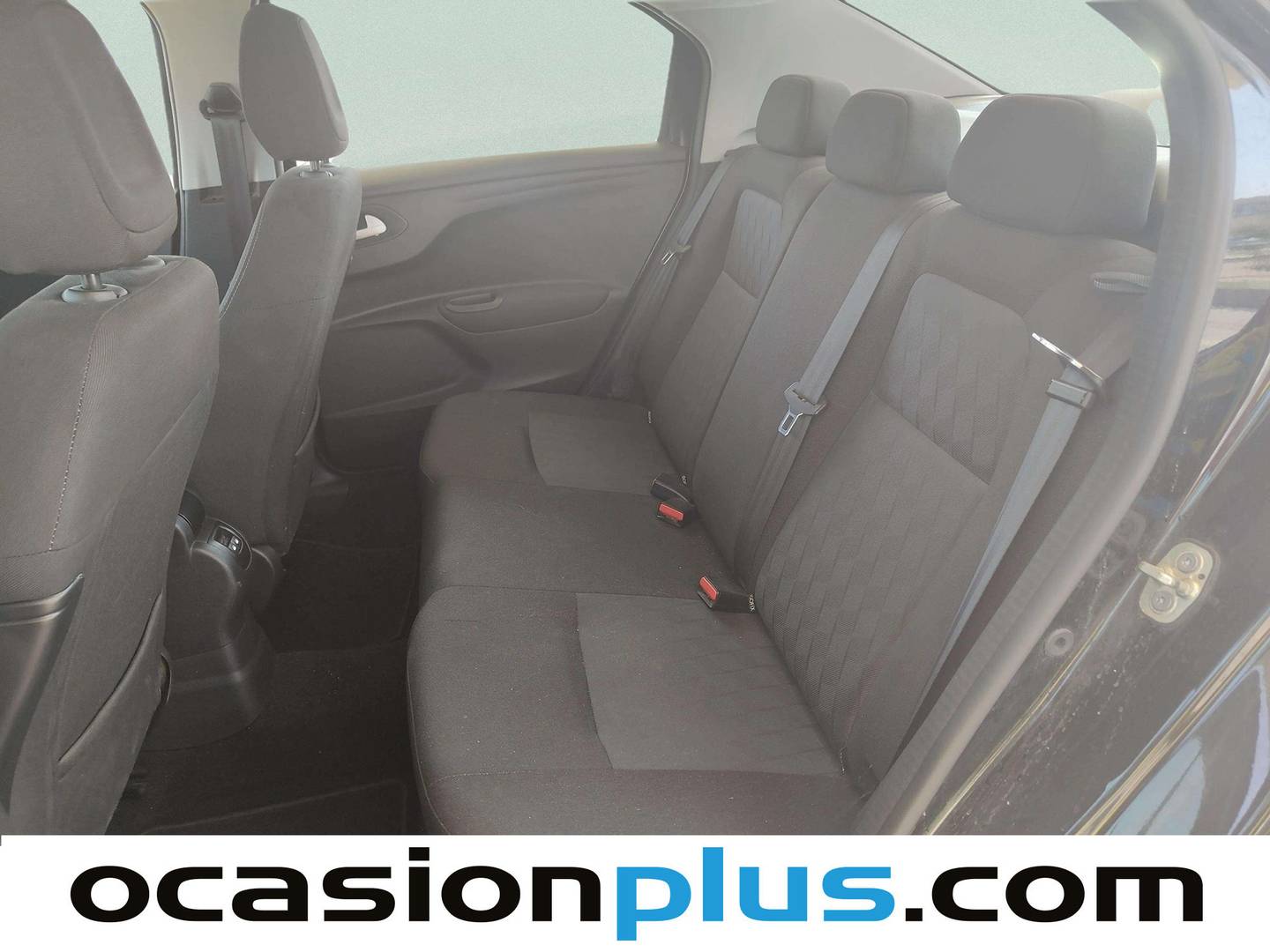 Foto asientos traseros Citroën C-Elysée Citroën C-Elysee BlueHDi 100 Shine (102 CV)