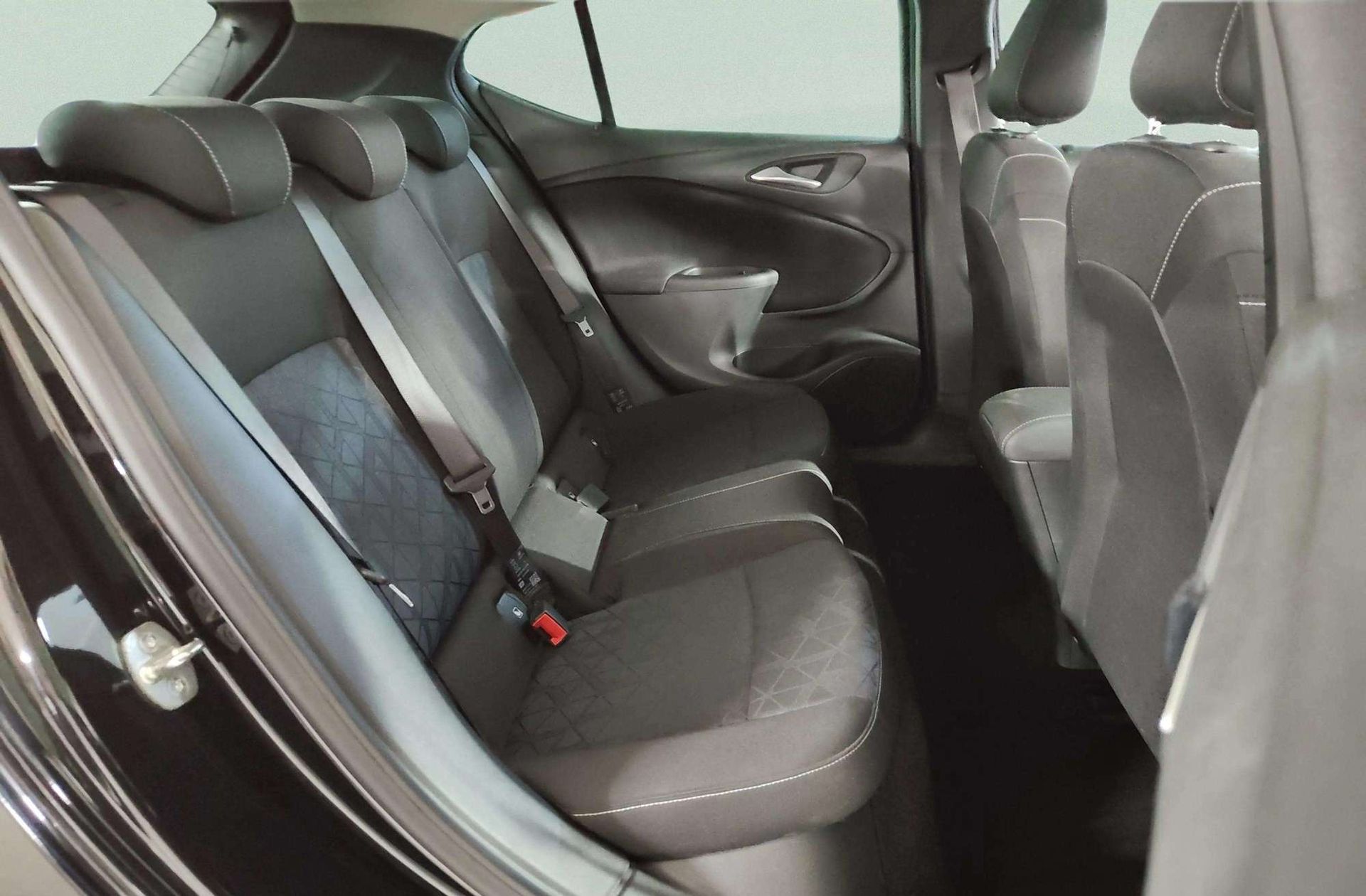 Opel Astra 1.6 CDTI 120 Aniversario - foto 17