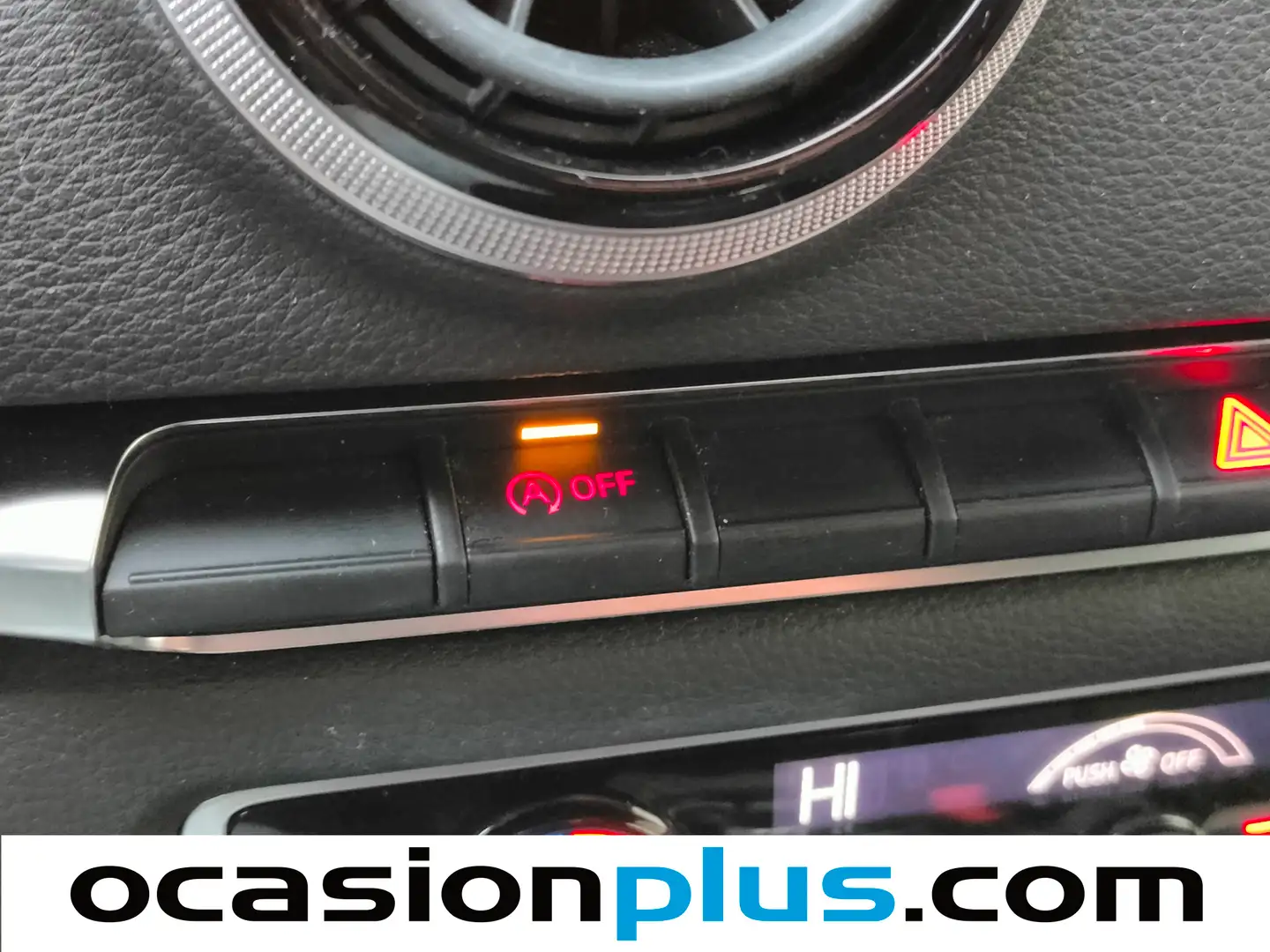 Foto Audi A3 Audi A3 Attraction Edición Especial 1.6 TDI (105 CV)