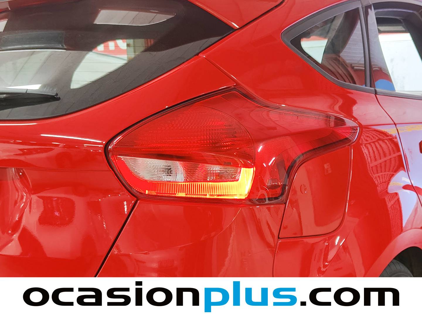 Foto Ford Focus Ford Focus 1.0 Ecoboost ST-Line Black&Red (125 CV)