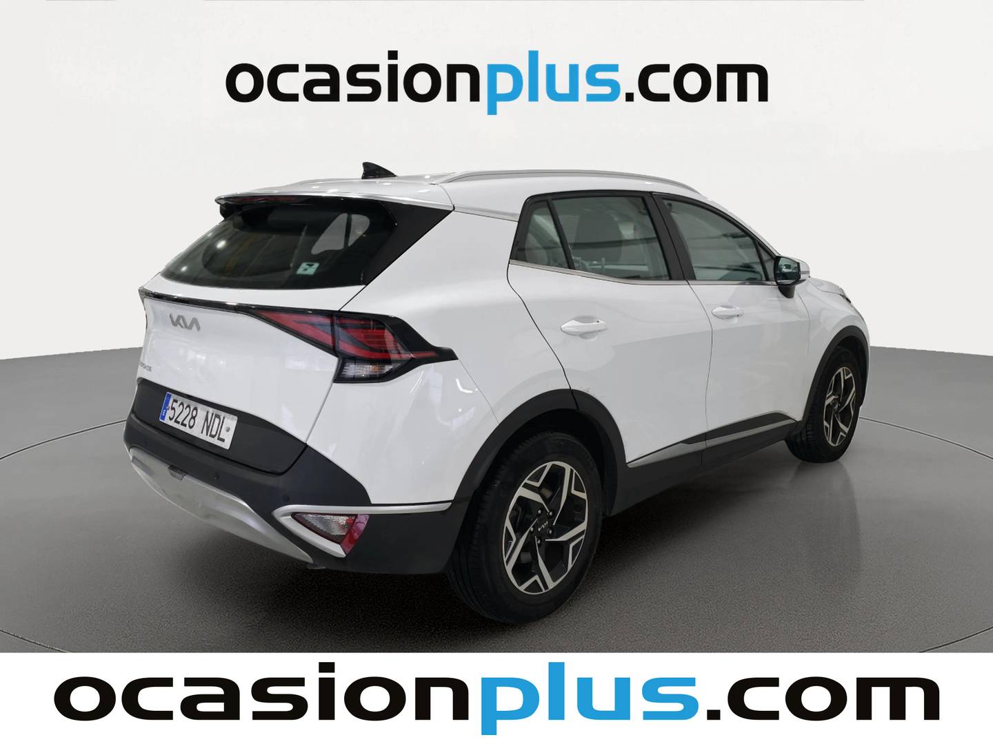 Foto trasera KIA Sportage Kia Sportage 1.6 T-GDi MHEV Business 4x2 DCT (160 CV) derecha