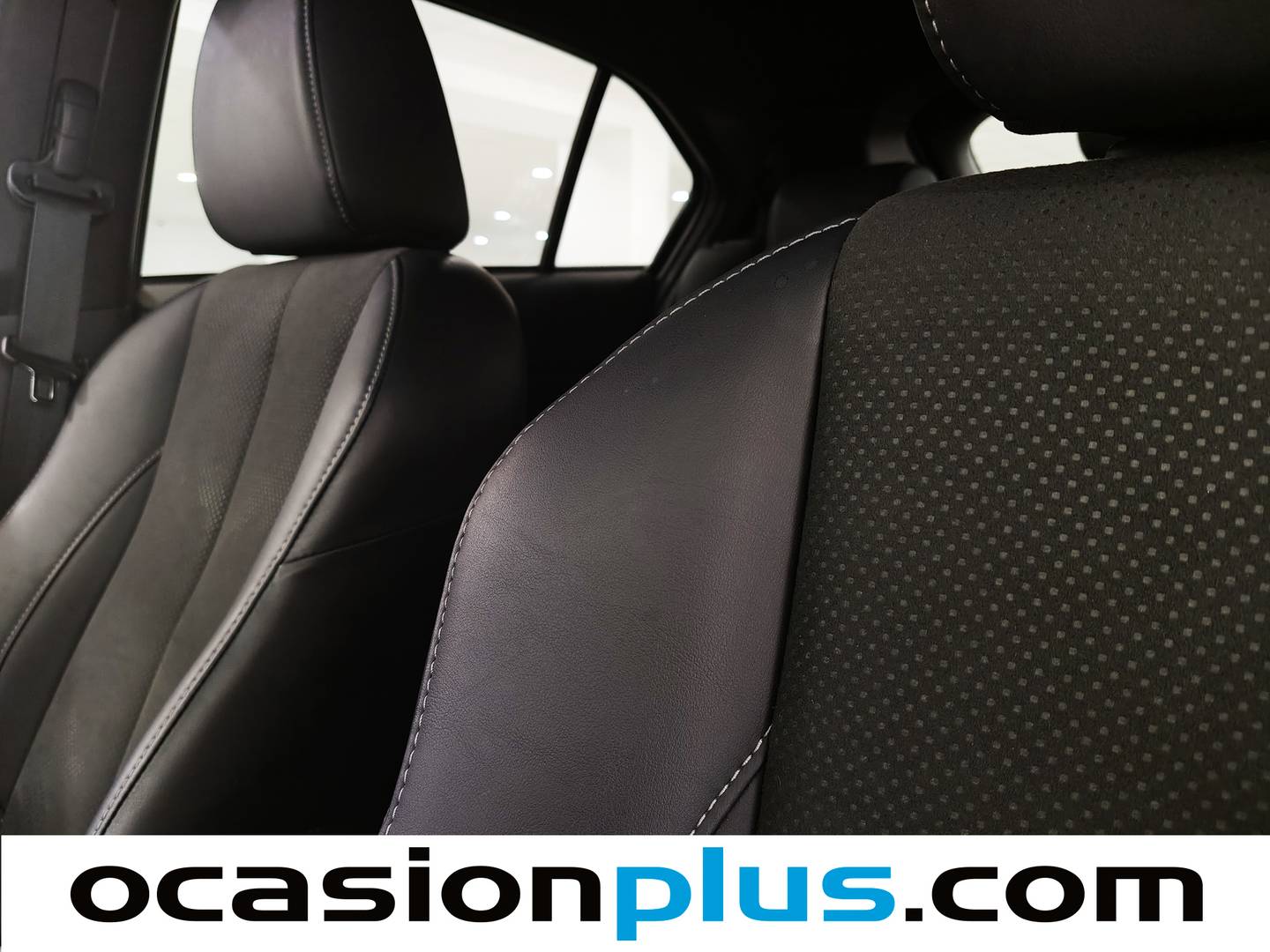 Extras y acabados del Mitsubishi Eclipse Cross Mitsubishi Eclipse Cross 2.4 PHEV Kaiteki 4WD Auto (188 CV)