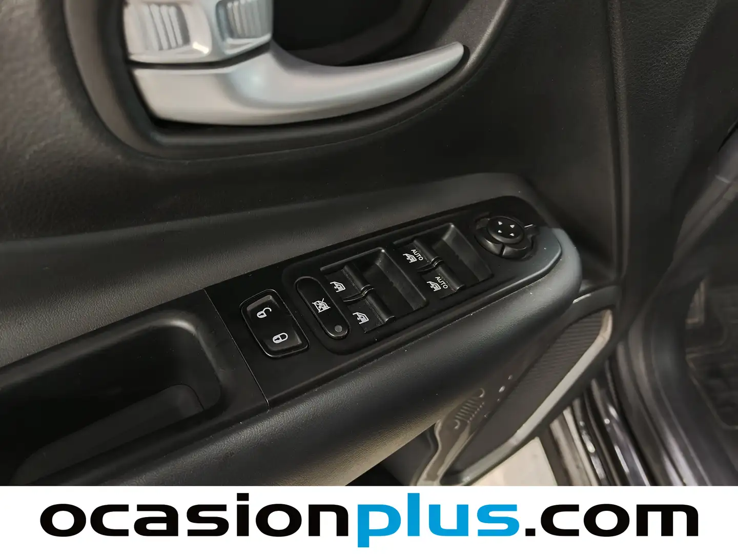 Foto Jeep Renegade Jeep Renegade eHybrid 1.5 Limited ATX (130 CV)