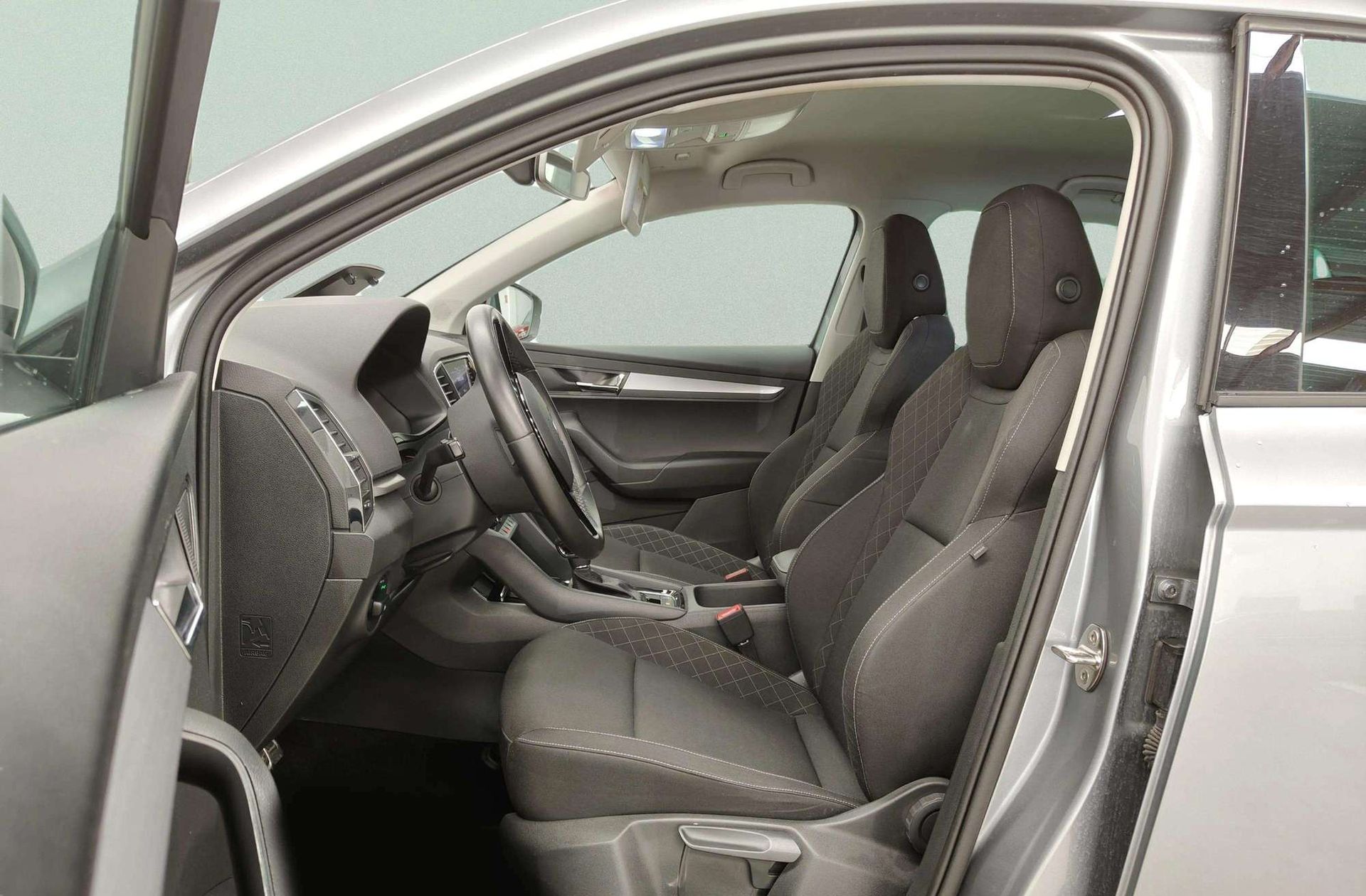 Škoda Karoq 1.5 TSI ACT Ambition DSG - foto 10