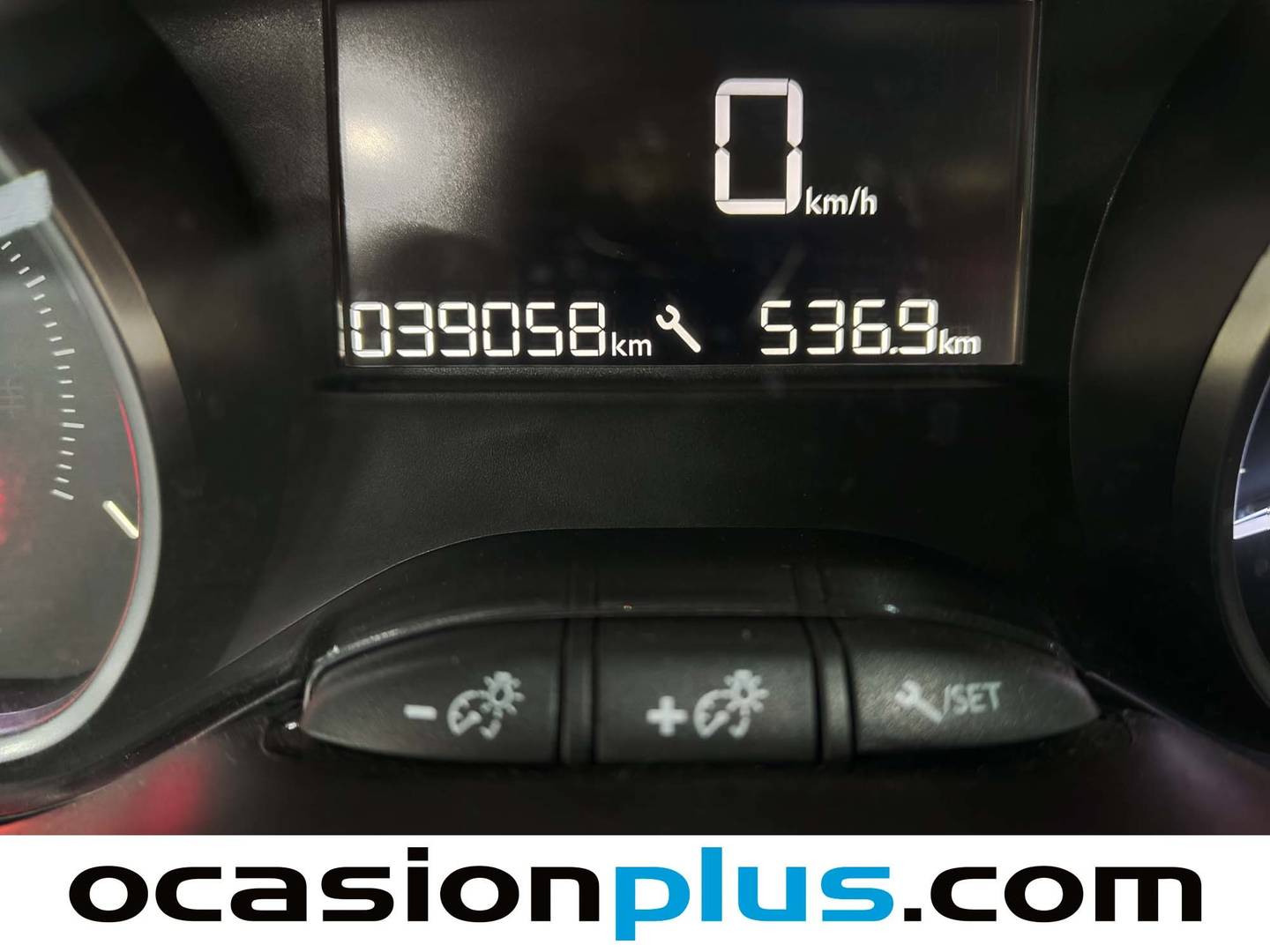 Peugeot 208 Peugeot 208 PureTech Signature  (82 CV) manual