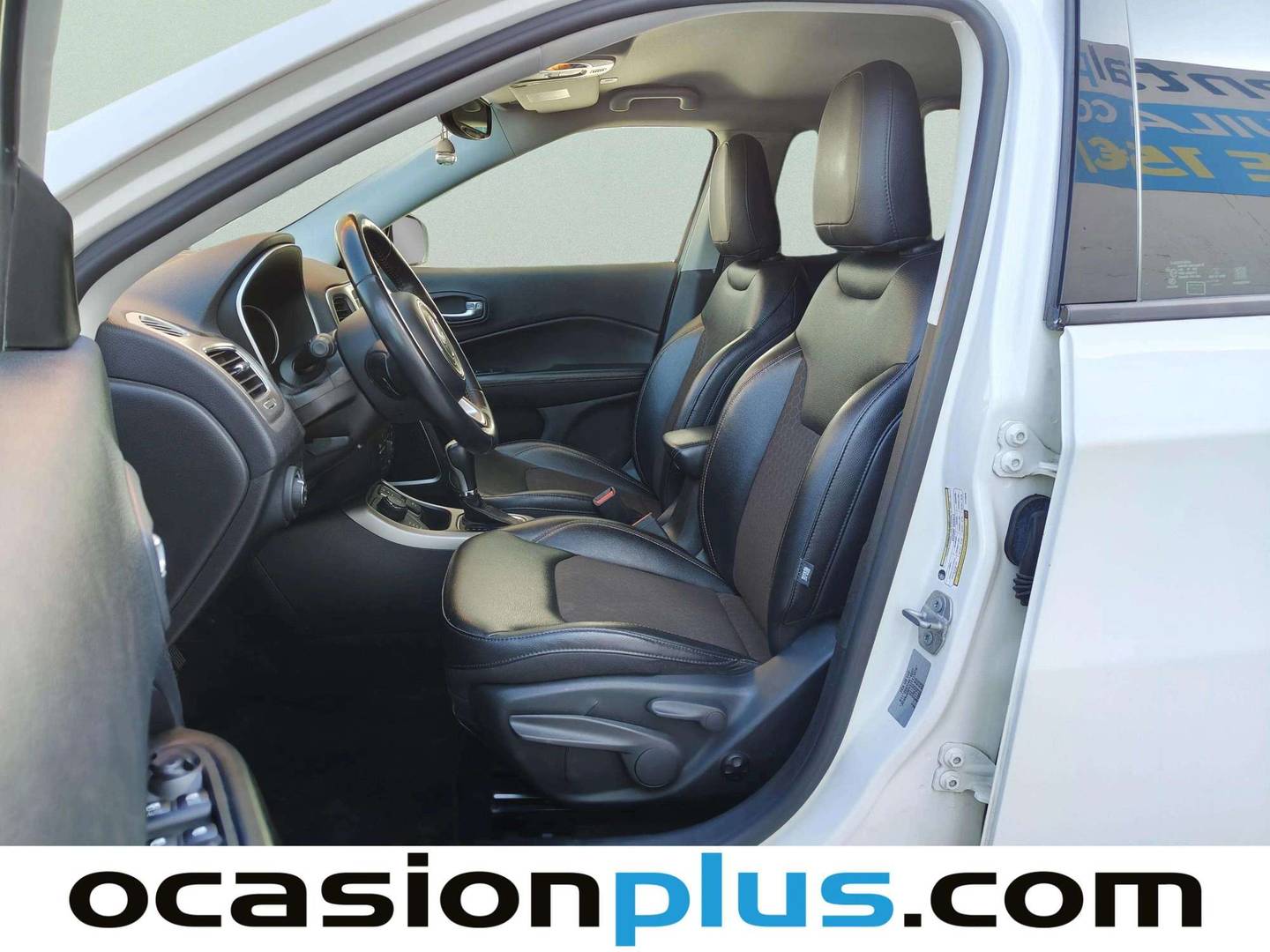 Foto asientos delanteros Jeep Compass Jeep Compass 2.0 Multijet Longitude 4x4 AD (140 CV)