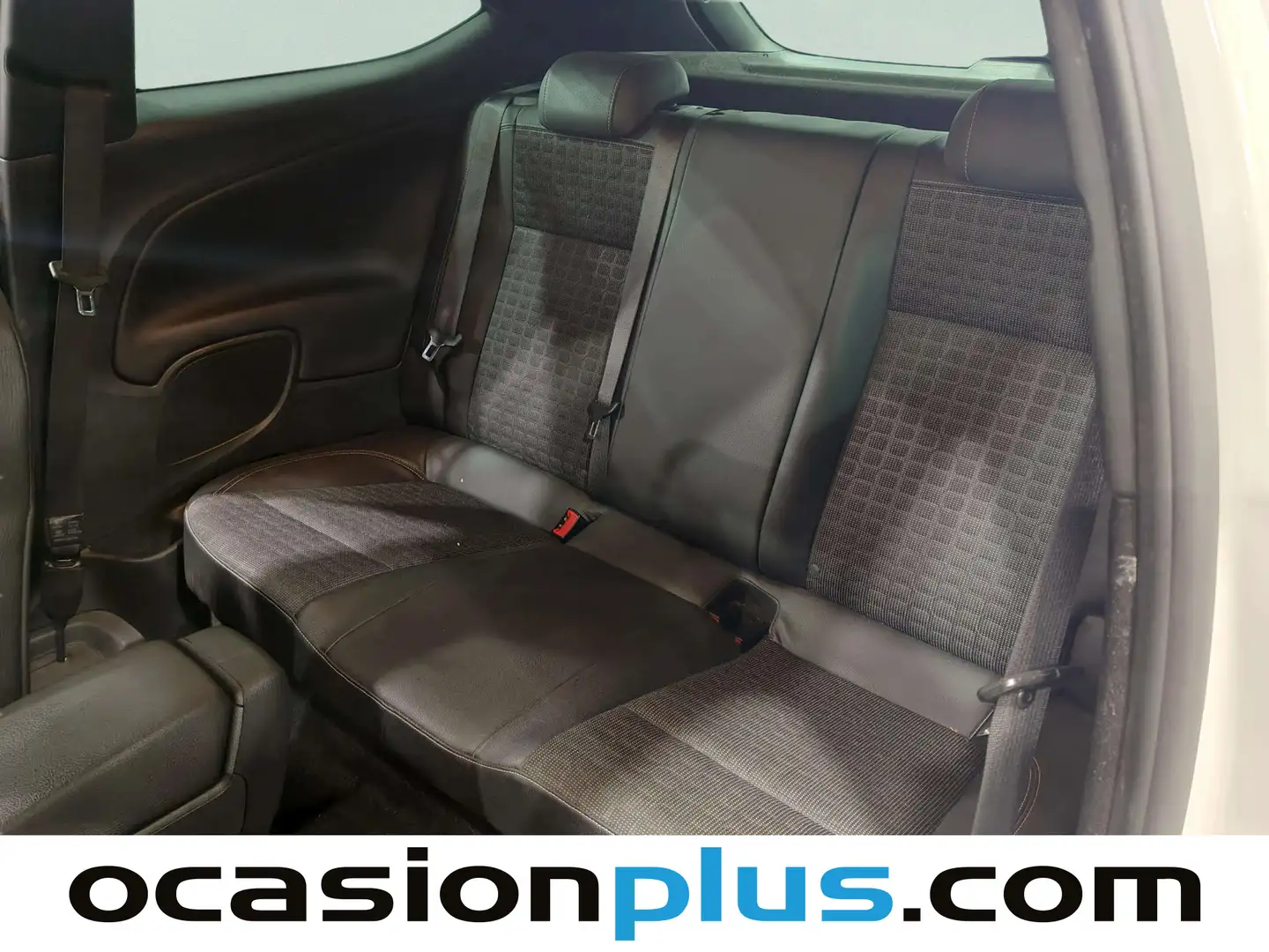 Foto Opel Astra Opel Astra 2.0 CDTI GTC S&S Sportive (165 CV)