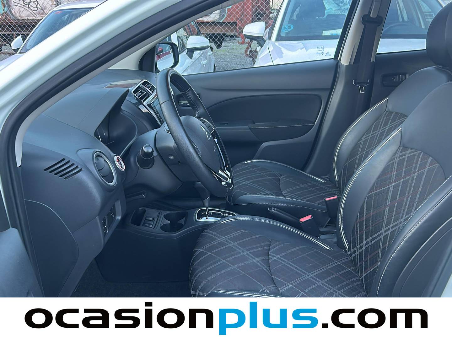 Foto Mitsubishi Space Star Mitsubishi Space Star 120 MPI Kaiteki CVT (71 CV)