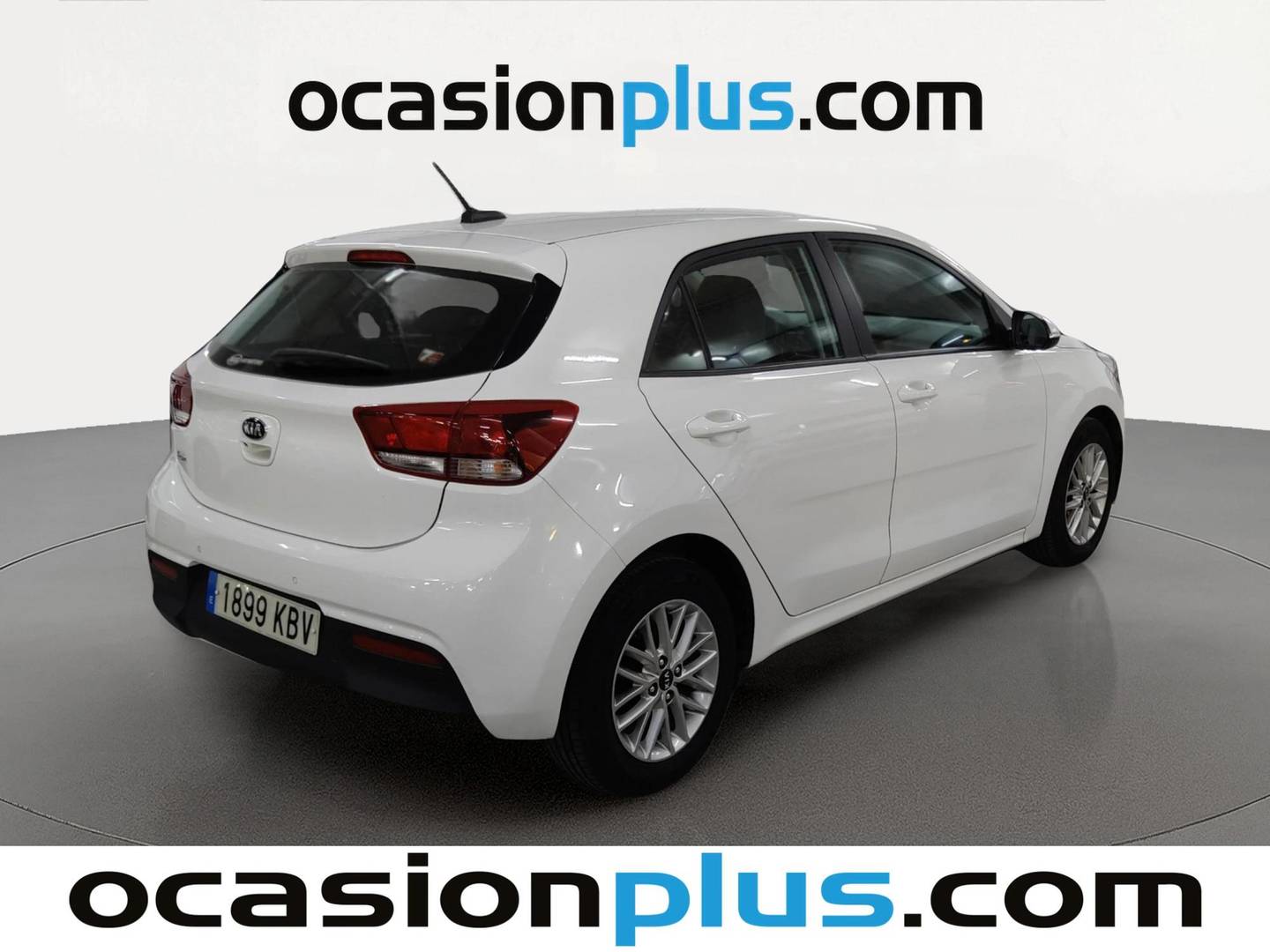 Foto trasera KIA Rio KIA Rio 1.2 CVVT Drive (84 CV) derecha