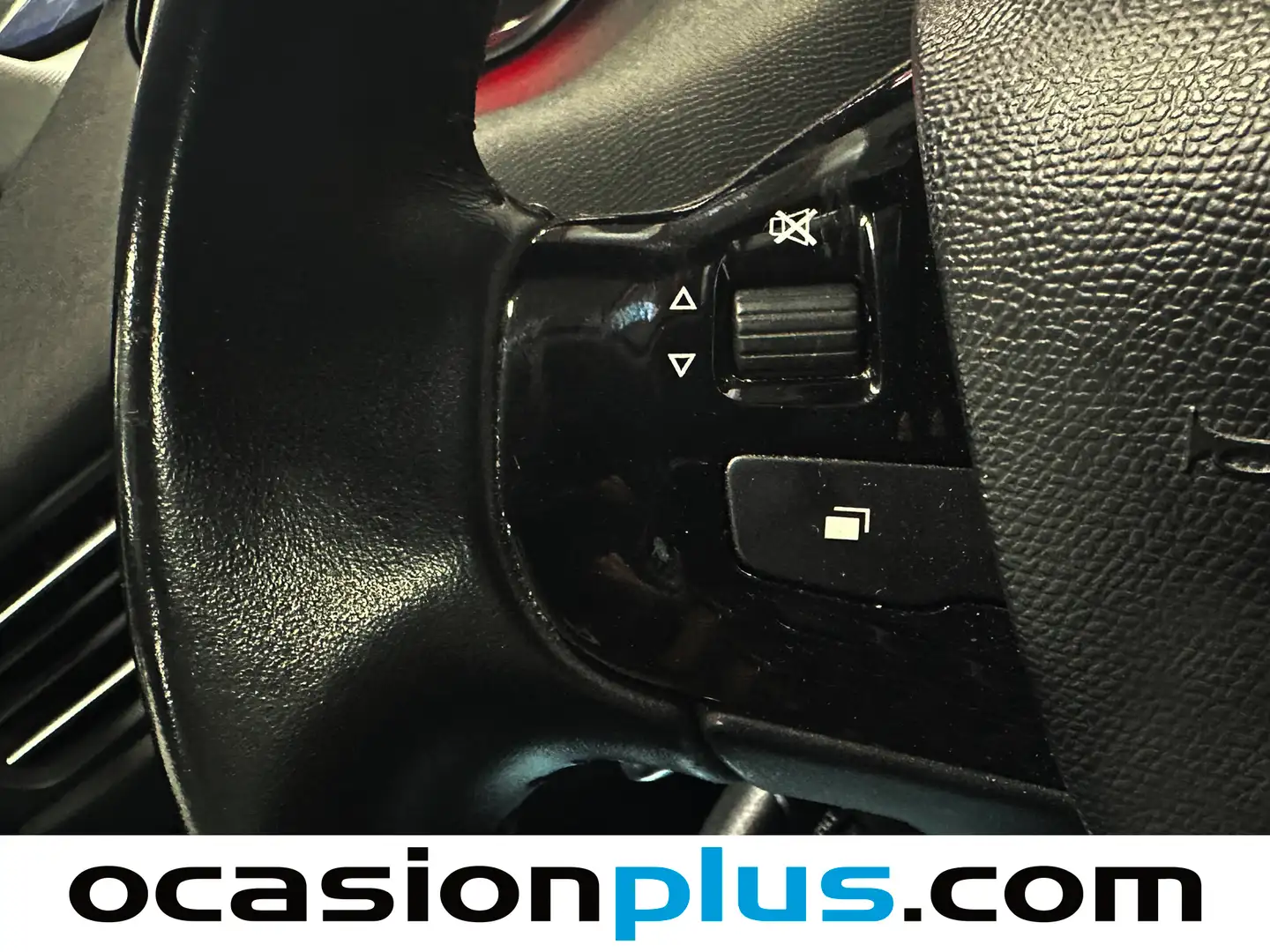 Foto Peugeot 308 Peugeot 308 Allure Pack BlueHDi 130 S&S EAT8 96 kW (130 CV)