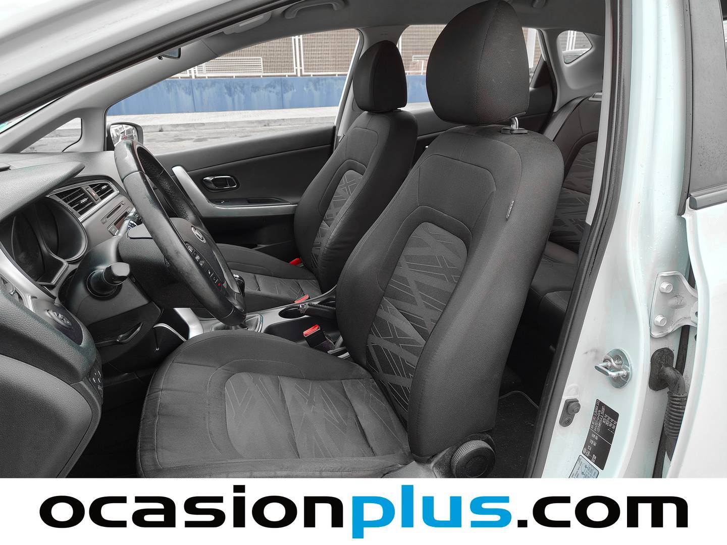 Foto asientos delanteros KIA Ceed Kia Ceed 1.0 T-GDi Eco-Dynamics Concept Plus (100 CV)