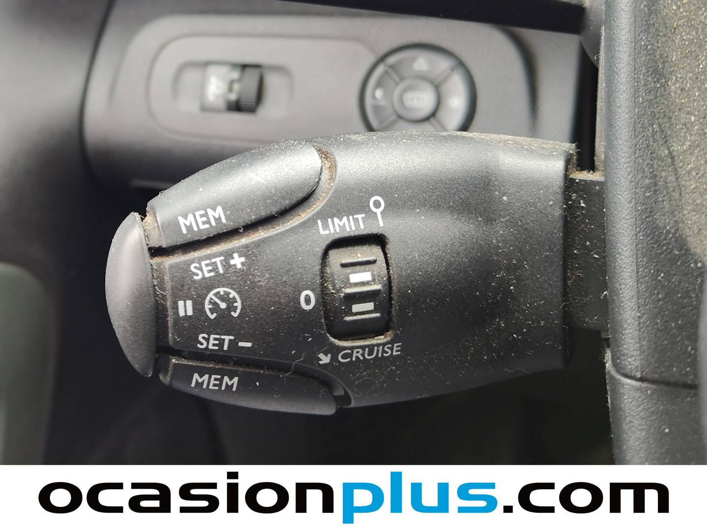 Acabados Citroën Berlingo Citroën Berlingo BlueHDi 100 S&S Talla M Shine (102 CV)