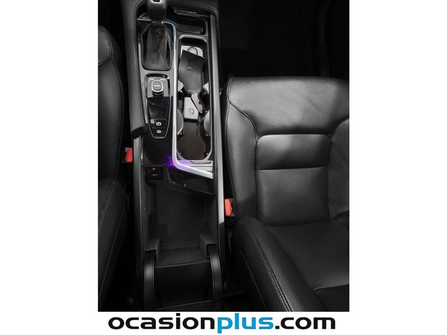 Foto Volvo XC90 Volvo XC90 D5 Momentum AWD Auto (225 CV) 7 Plazas