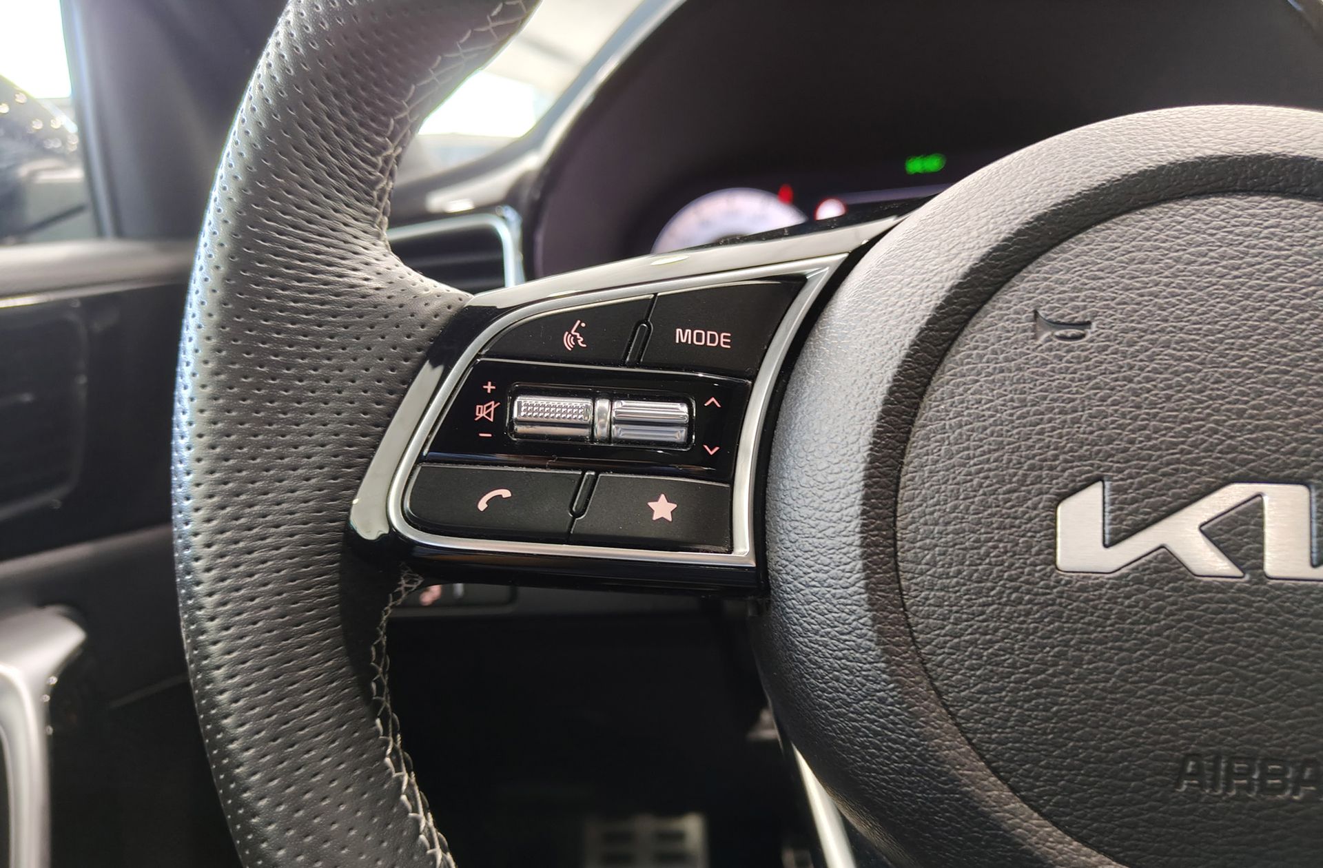Kia XCeed 1.0 T-GDi GT-line - foto 35