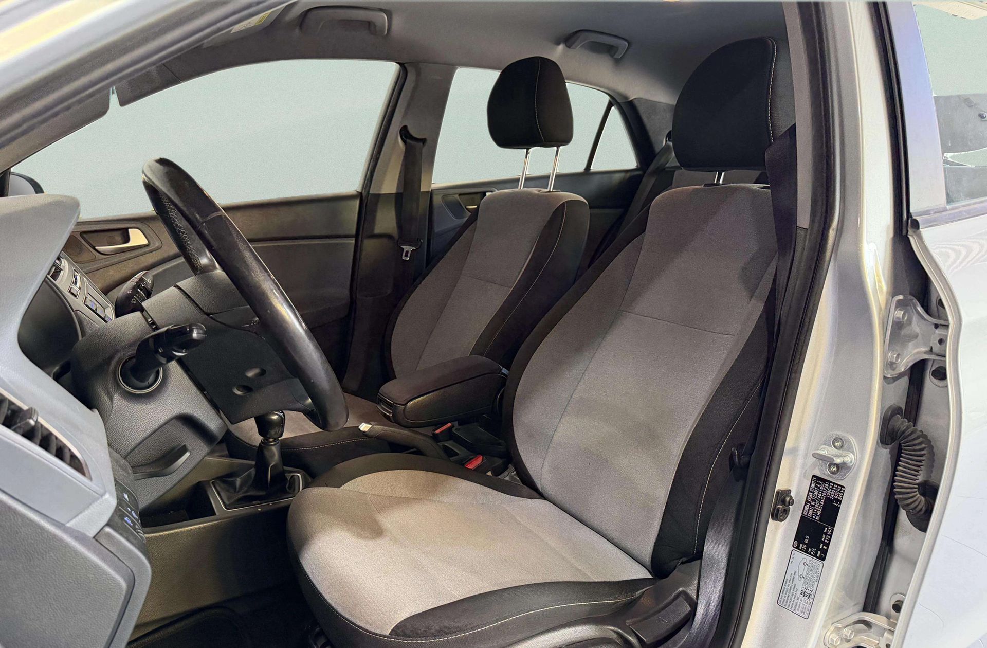 Hyundai i20 1.2 MPI Klass - foto 9