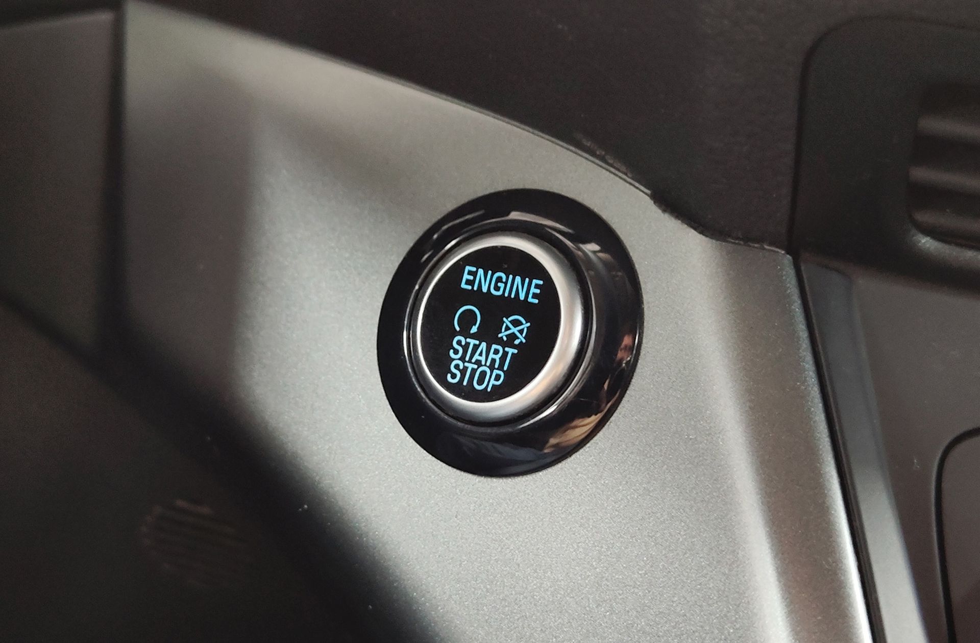 Ford Kuga 1.5 EcoBoost Trend+ 4x2 - foto 29