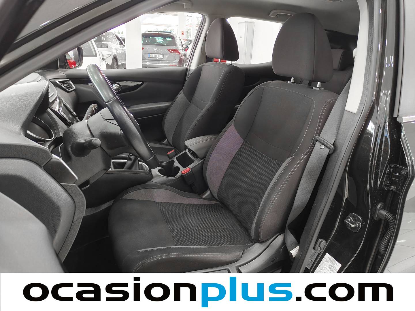 Foto asientos delanteros Nissan QASHQAI Nissan Qashqai DIG-T 140 N-Connecta 4x2 (140 CV)