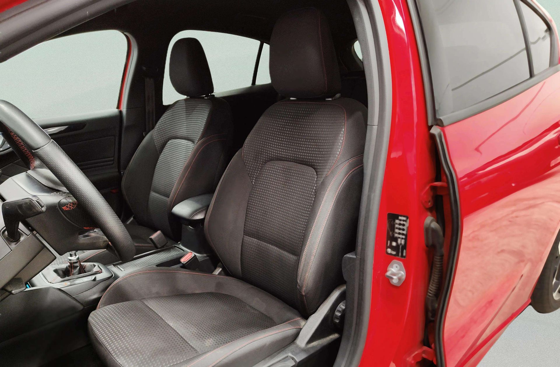Ford Focus 1.5 EcoBlue ST-Line - foto 12