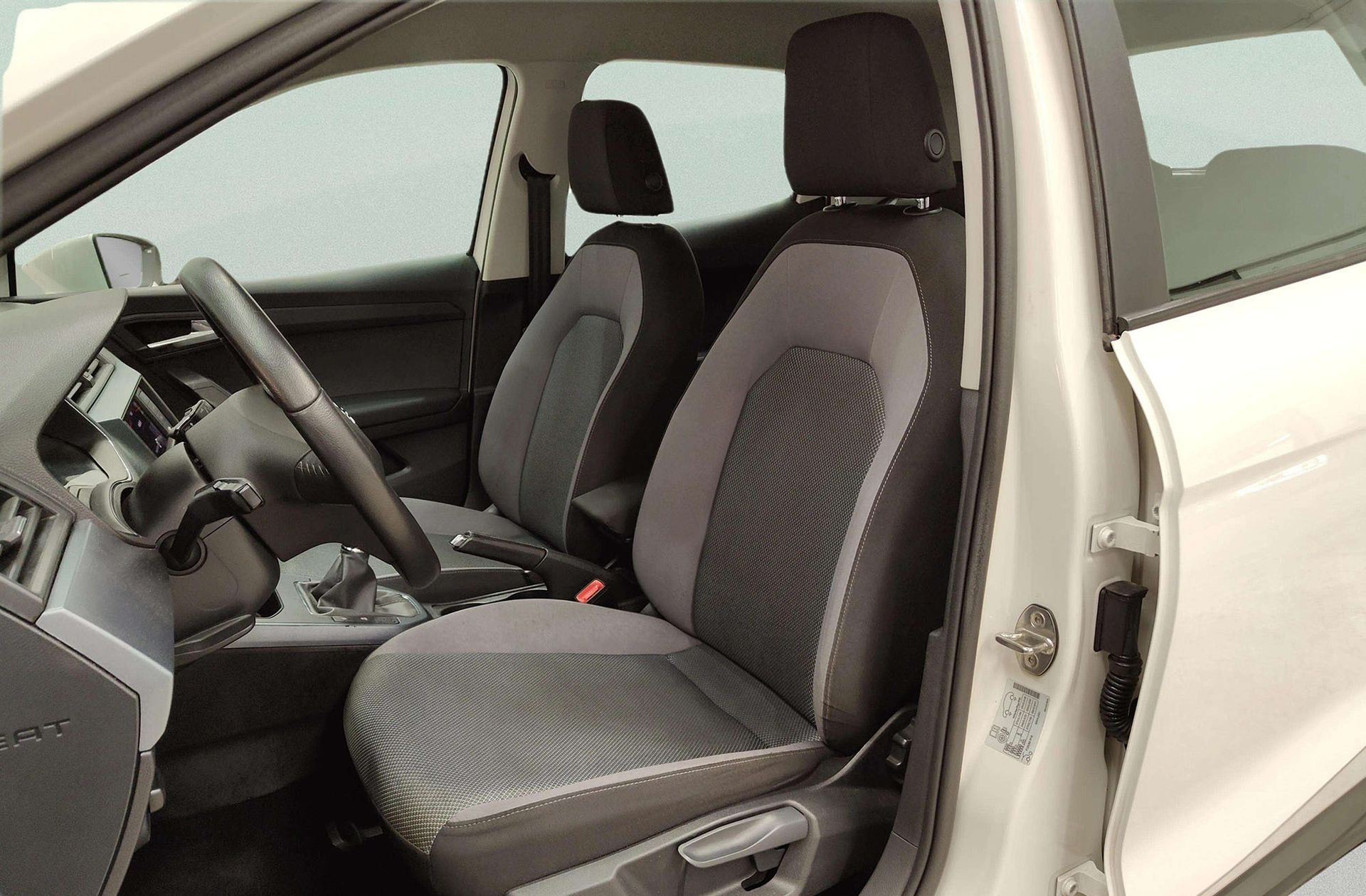 SEAT Arona 1.6 TDI Ecomotive Style - foto 11