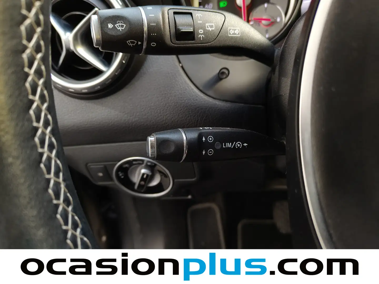 Foto Mercedes GLA Mercedes-Benz GLA GLA 200 d Urban (136 CV)