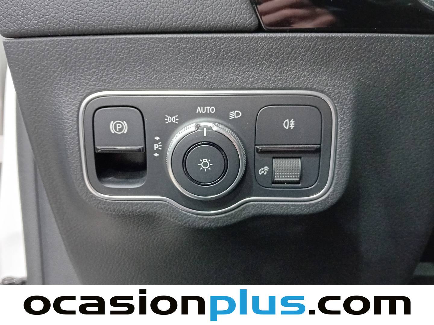 Foto Mercedes GLA Mercedes-Benz GLA 200 D (150 CV)