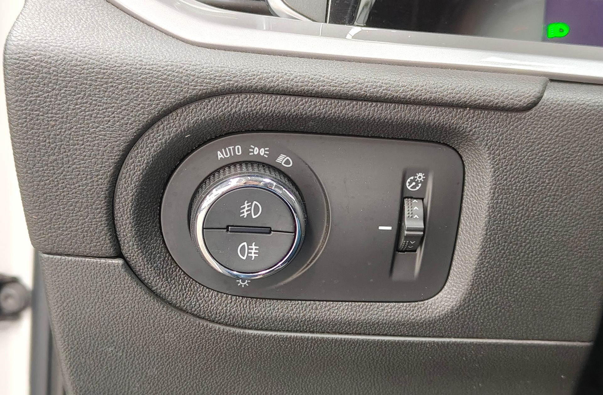 Opel Grandland 1.5 CDTi Design Tech - foto 31