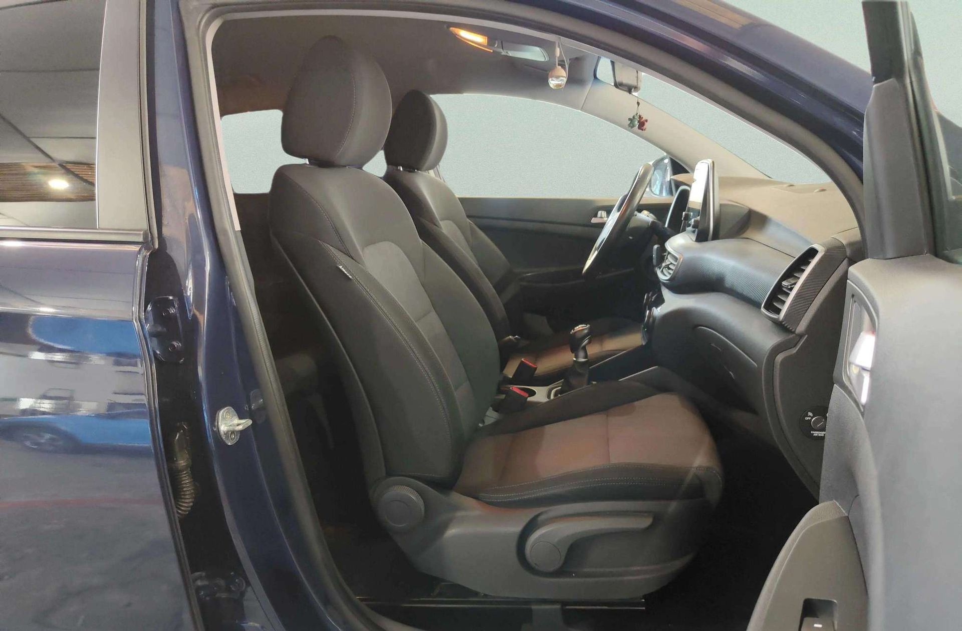 Hyundai Tucson 1.6 GDI BlueDrive Essence 4x2 - foto 18
