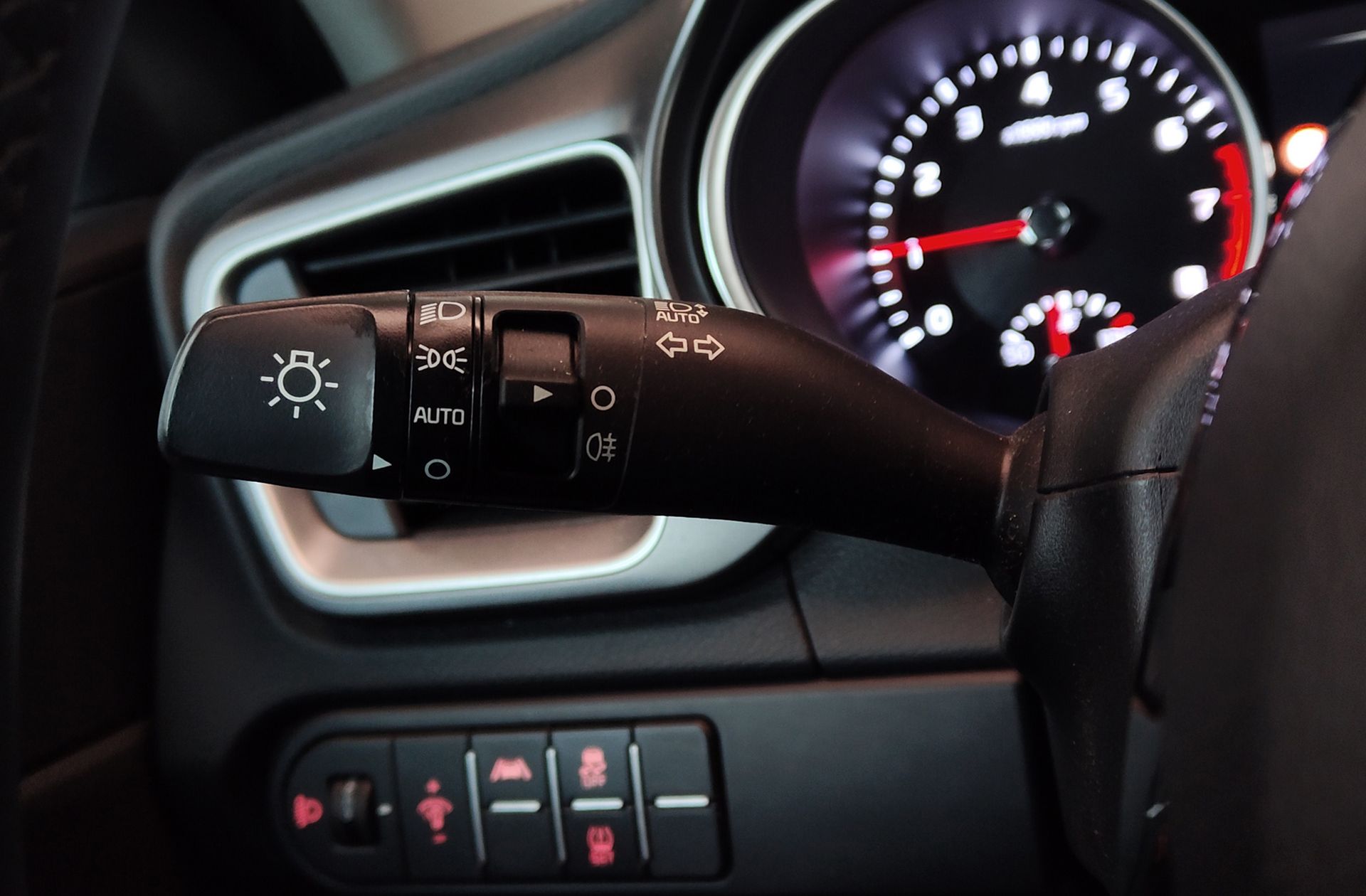 Kia Ceed 1.0 T-GDi Concept - foto 24