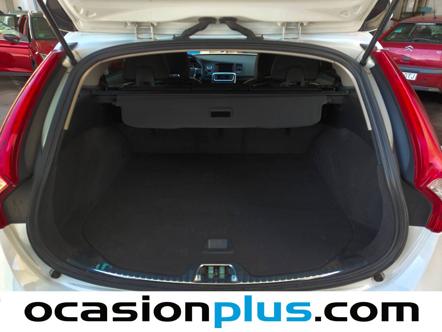 Fotos maletero Volvo V60 Cross Country Volvo V60 Cross Country D3 Momentum (150 CV)