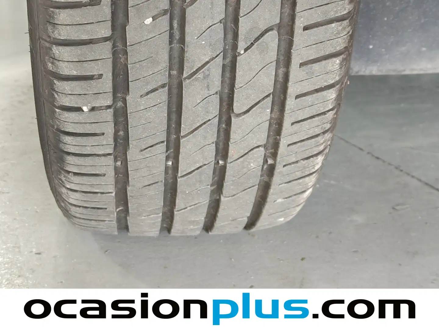 Foto Peugeot 5008 Peugeot 5008 PureTech 130 S&S Allure Pack EAT8 (130 CV)