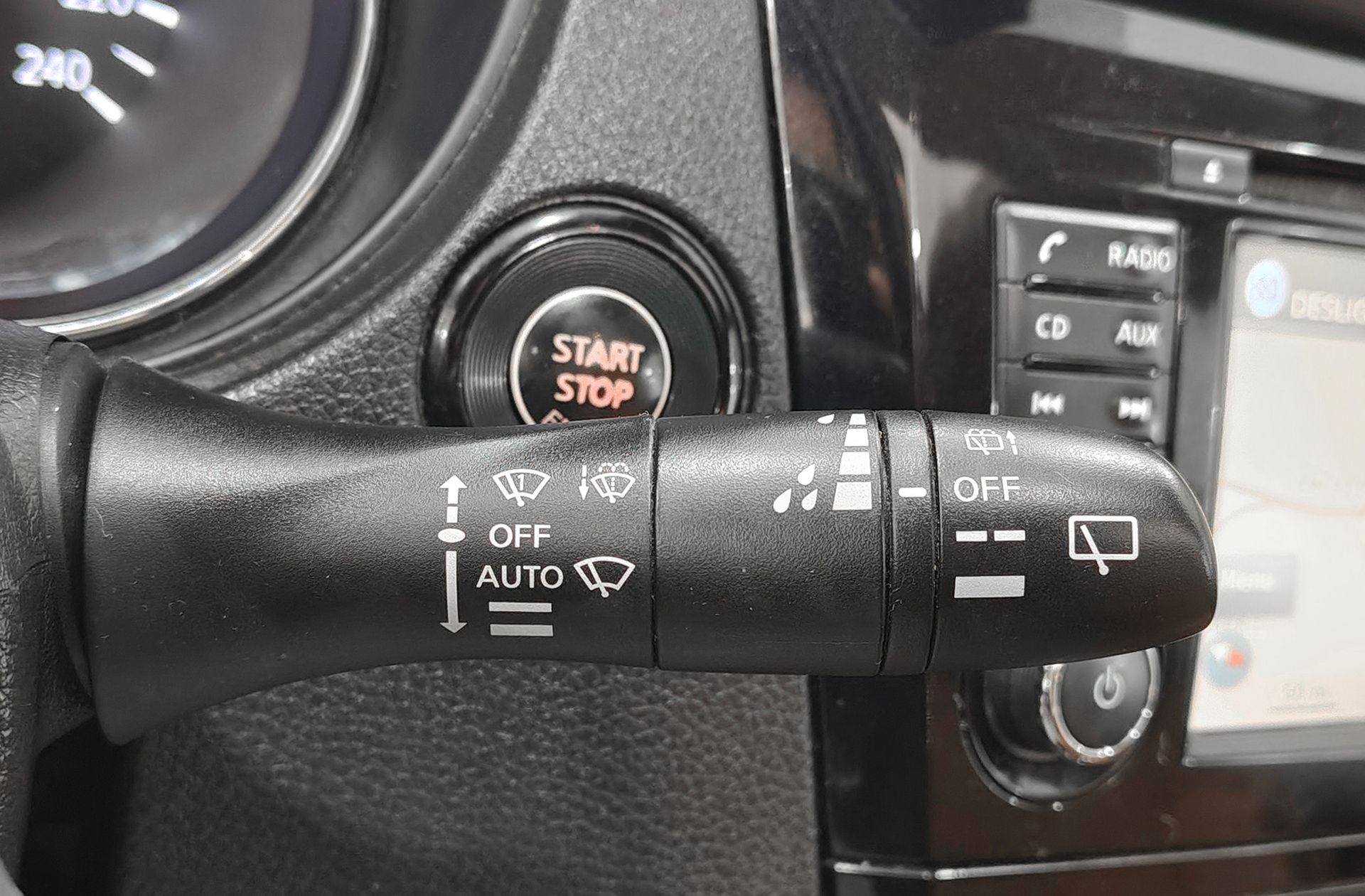 Nissan X-Trail dCi 150 Tekna 4x2 CVT 7 plazas - foto 32