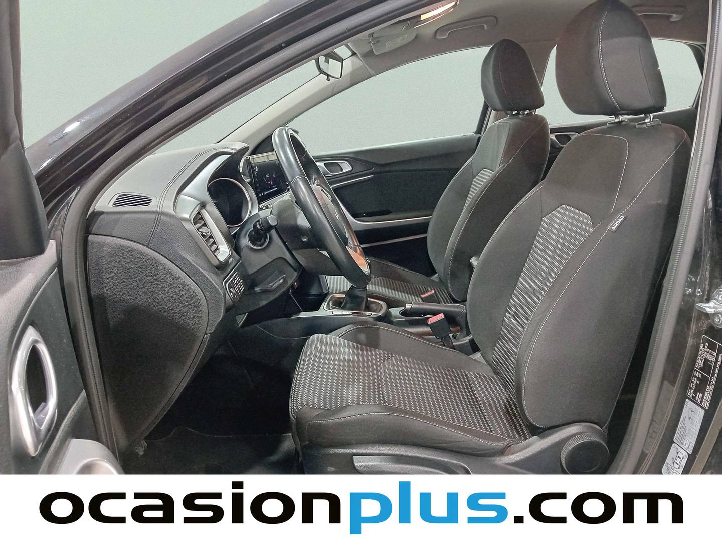 Foto asientos delanteros KIA XCeed Kia XCeed 1.0 T-GDi Drive (100 CV)