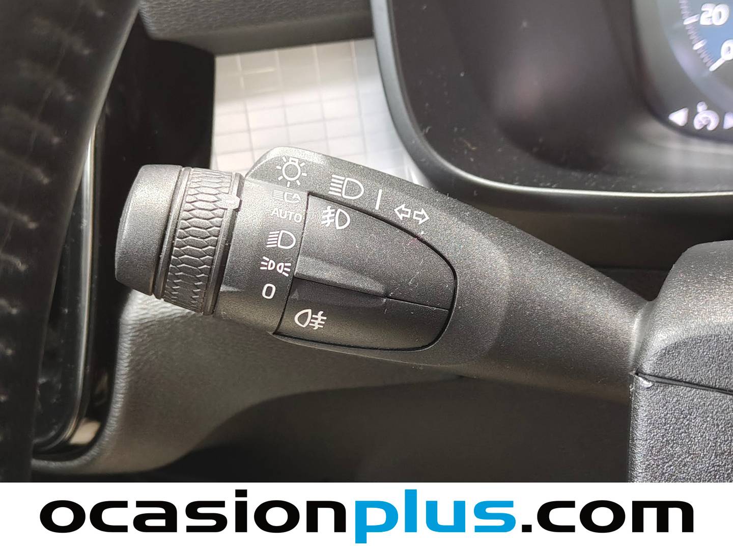 Acabados Volvo XC40 Volvo XC40 D3 Momentum  (150 CV)