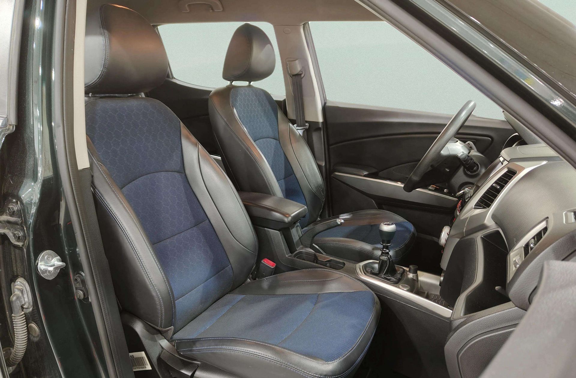 SsangYong Tivoli D16T Premium 4x2 - foto 15