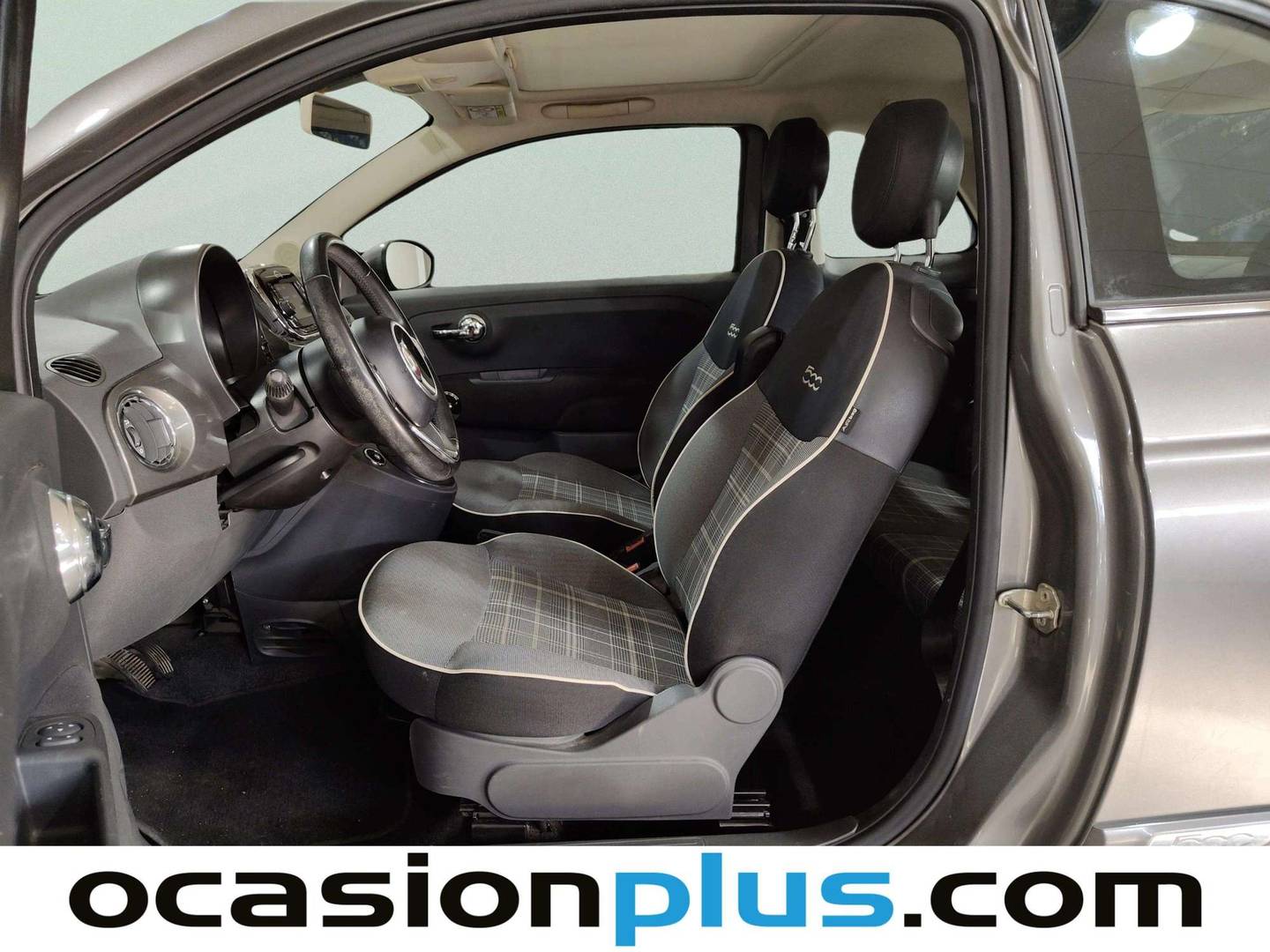 Foto asientos delanteros Fiat 500 Fiat 500 1.2 8v Lounge (69 CV)