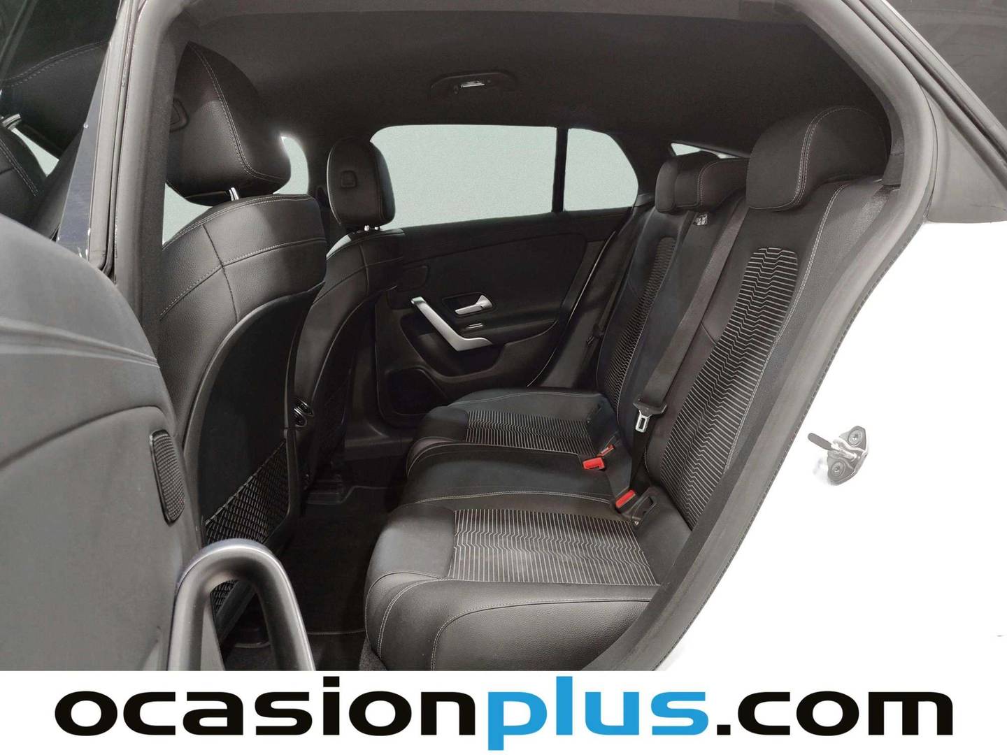 Foto asientos traseros Mercedes CLA Mercedes CLA Shooting Brake Shooting Brake 200 (163 CV)