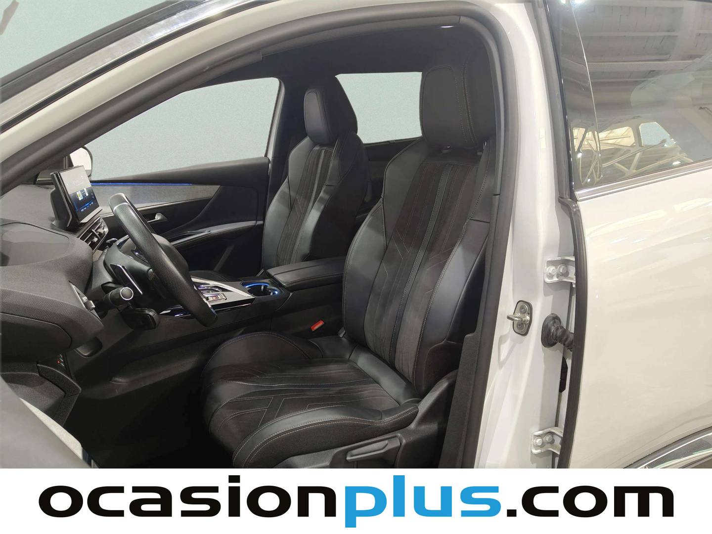 Foto asientos delanteros Peugeot 5008 Peugeot 5008 BlueHDI 180 S&S GT Pack EAT8 (180 CV) 7 Plazas