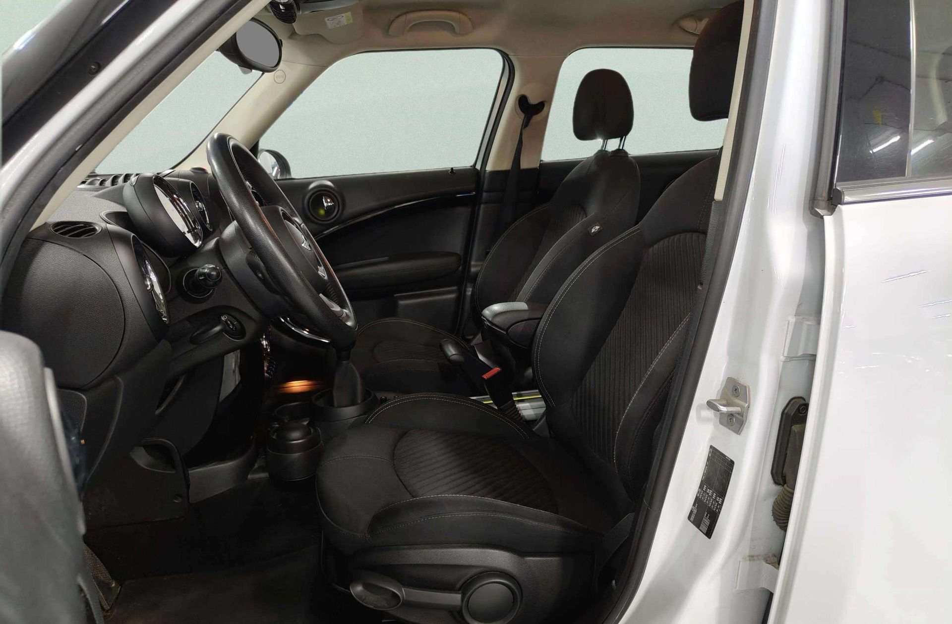 MINI Countryman Cooper D - foto 9