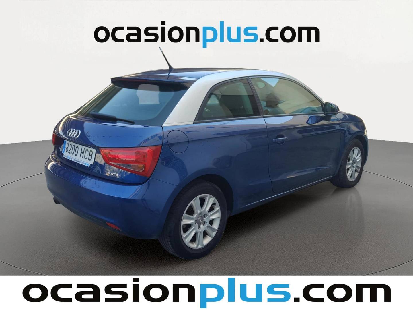 Foto trasera Audi A1 Audi A1 Attraction 1.2 TFSI (86 CV) derecha