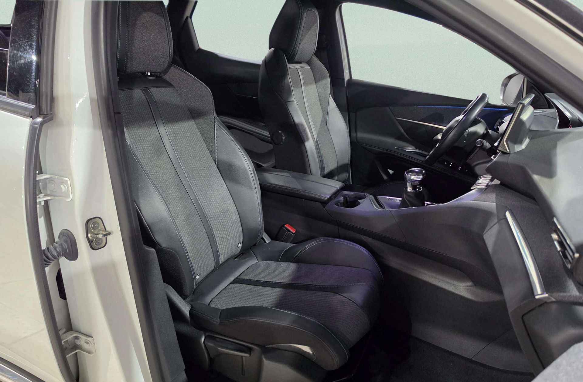 Peugeot 3008 PureTech 130 Allure Pack - foto 20